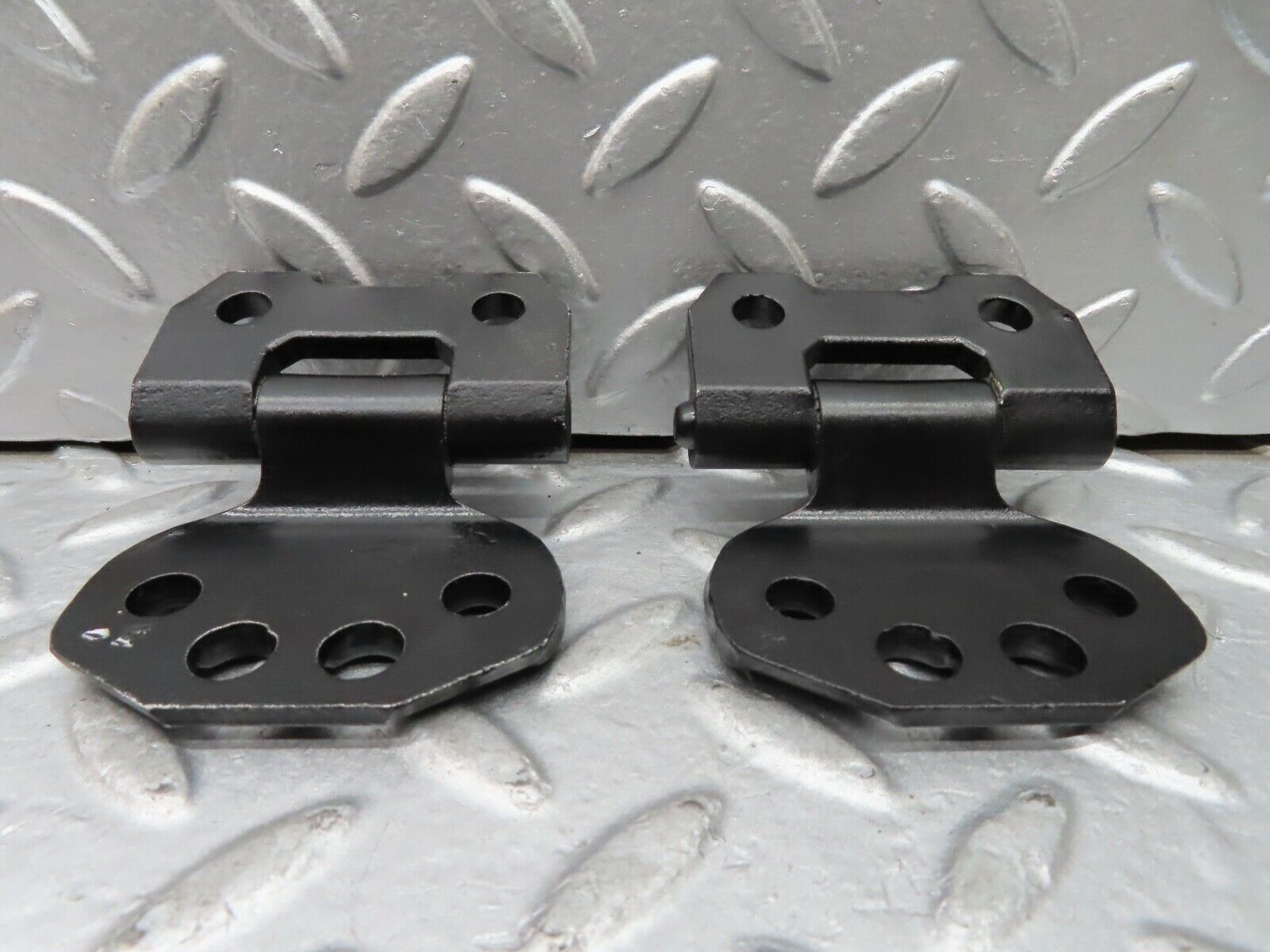 20126 Mercedes-Benz R129 300SL Coupe Right Door Hinges Pair