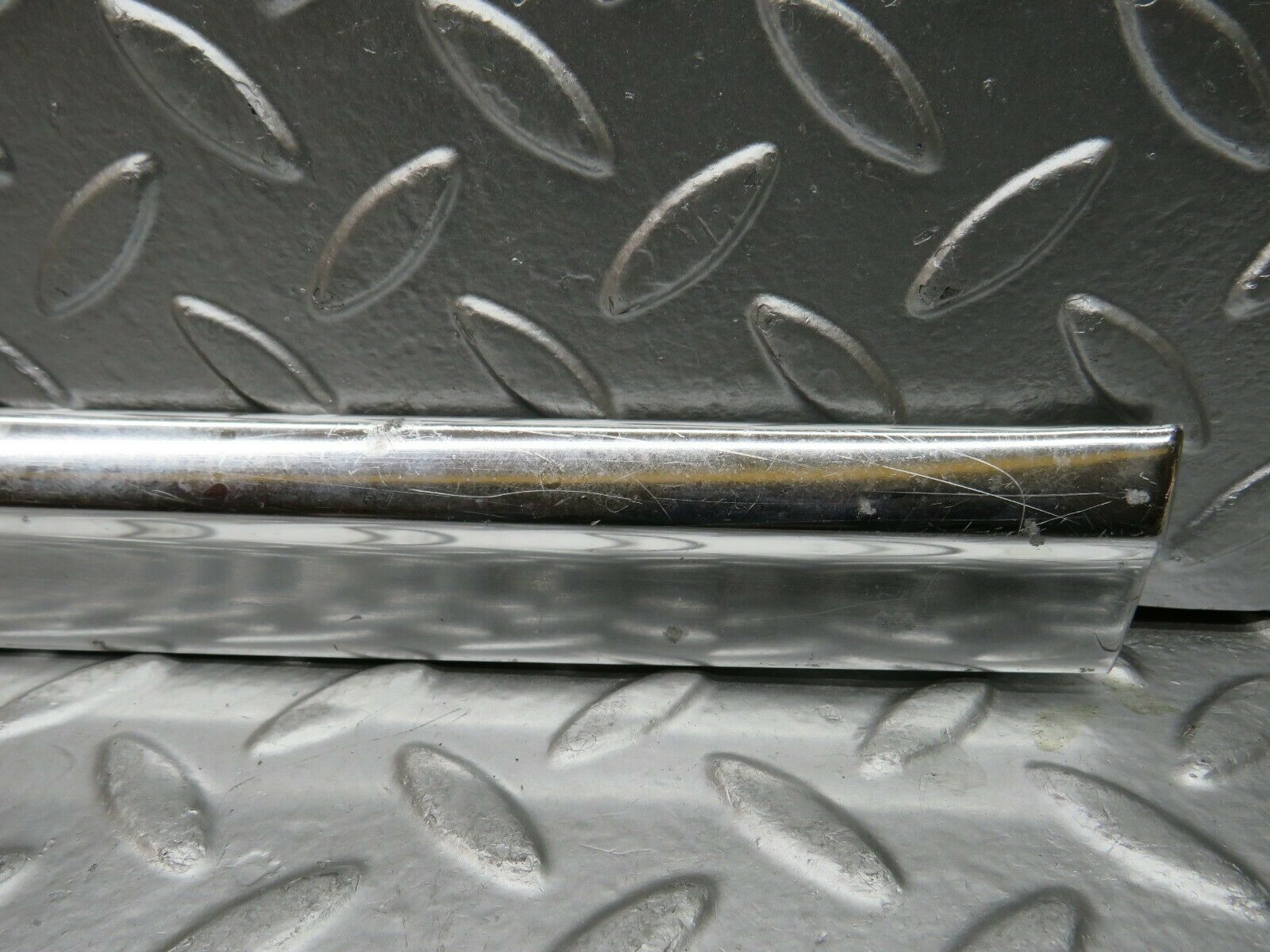 22739 Mercedes-Benz C107 450SLC Coupe Rear Right Window Chrome Trim