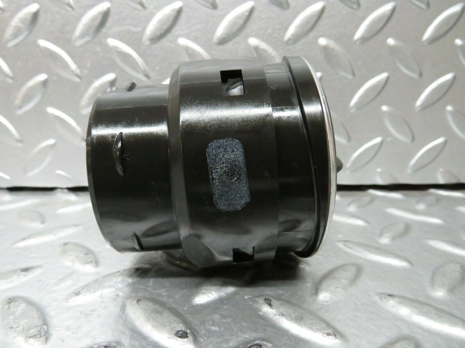 23775 Mercedes-Benz C107 450SLC Coupe Dashboard Air Vent