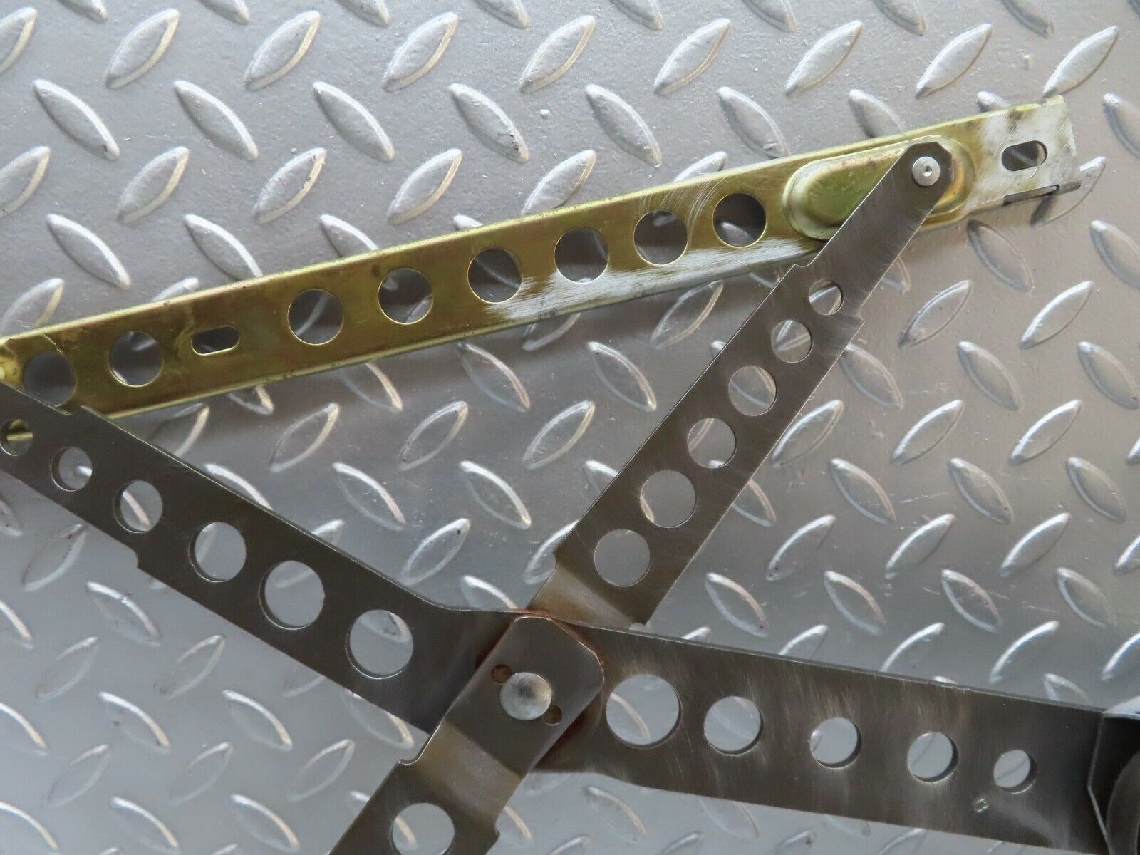 21204 Mercedes-Benz W123 230E Front Left Manual Window Regulator