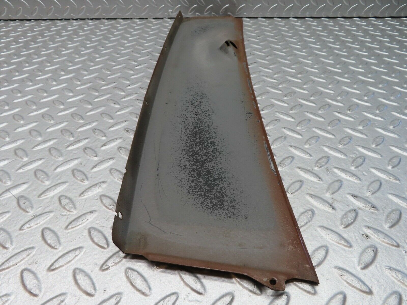 21216 Mercedes-Benz W123 230E Wiper Motor Assembly Cover Access Panel