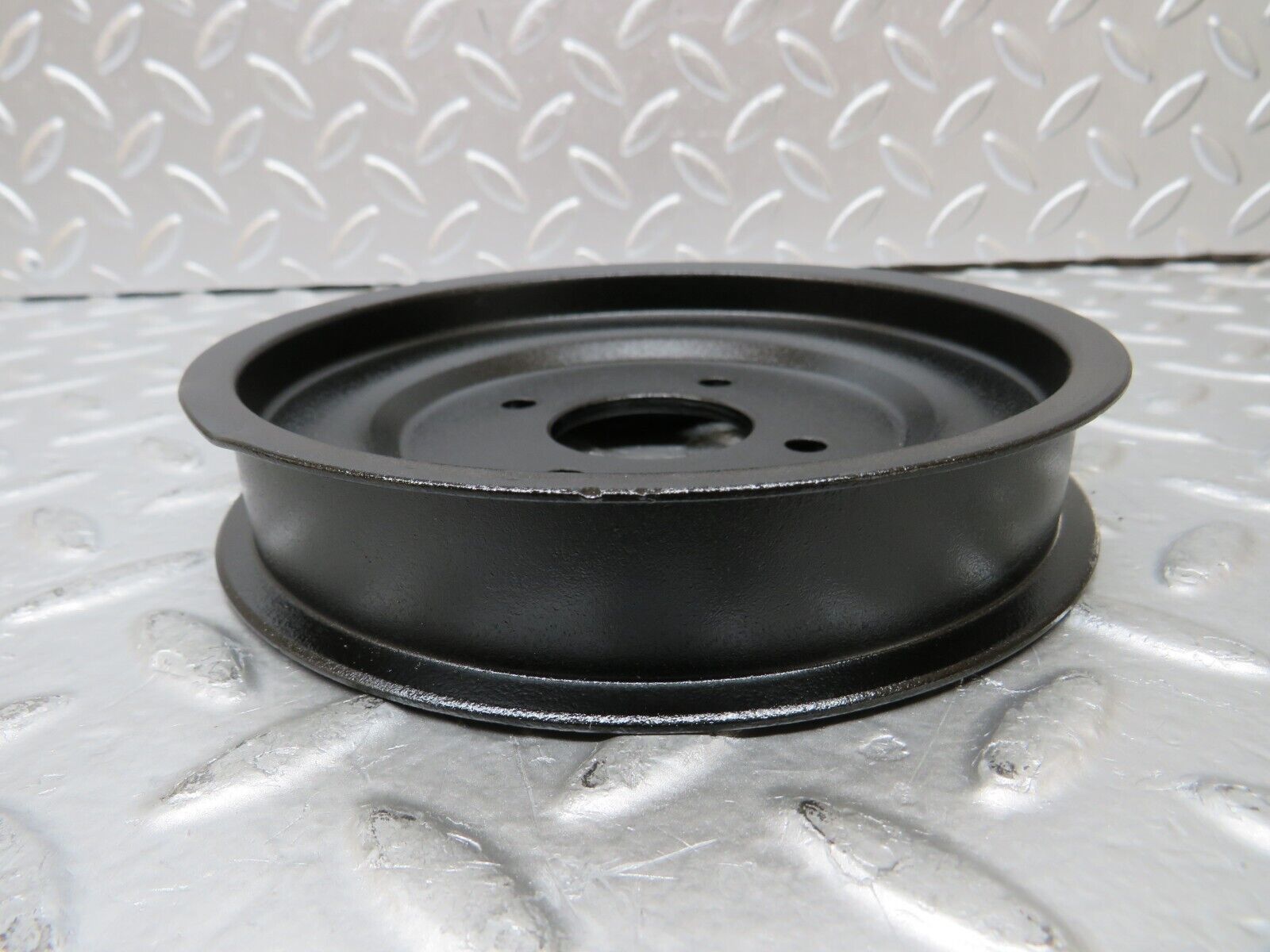 25914 Mercedes-Benz W124 280E Engine Cooling Fan Pulley 1042050210