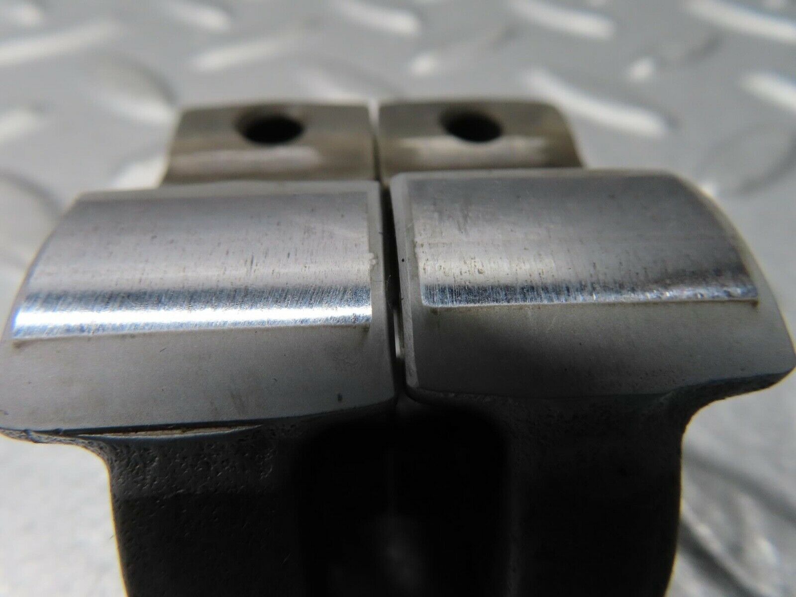 16563 Mercedes-Benz C107 350SLC Coupe Valve Rocker Arm With Retaining Spring