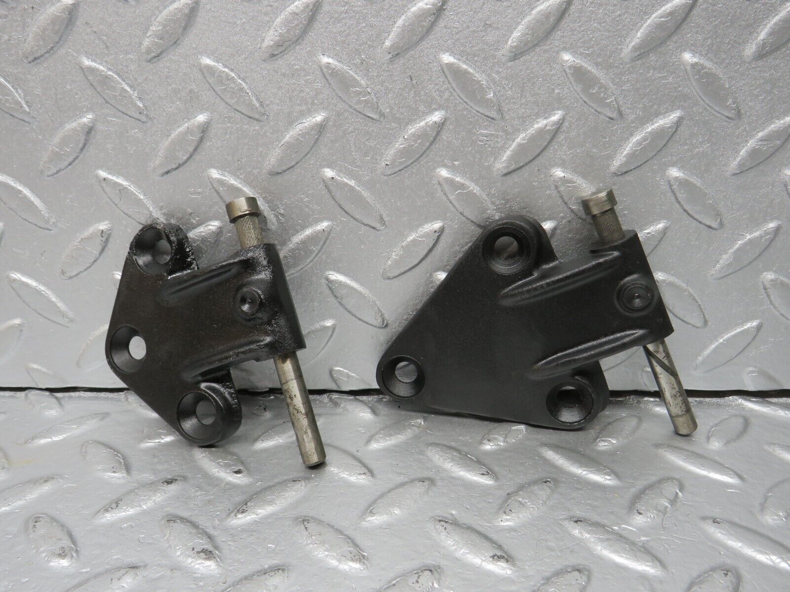 40420 Mercedes-Benz W110 230 Rear Right Door Hinge