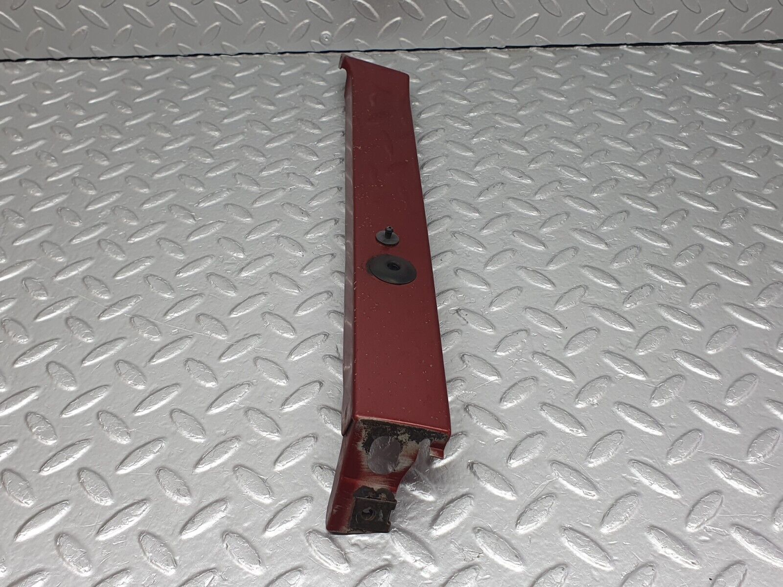 41019 Mercedes-Benz W126 300SE Under Headlight Trim Right Side 2018690124