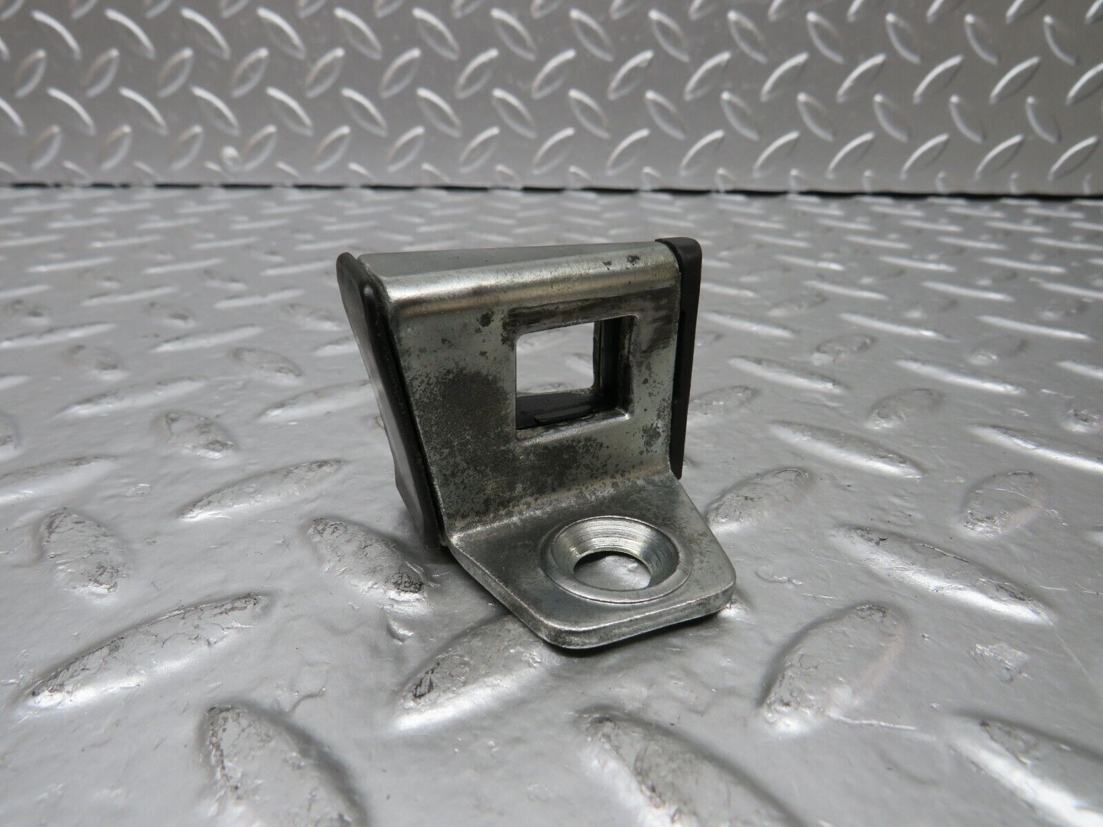 25185 Mercedes-Benz W201 190D Door Lock Latch