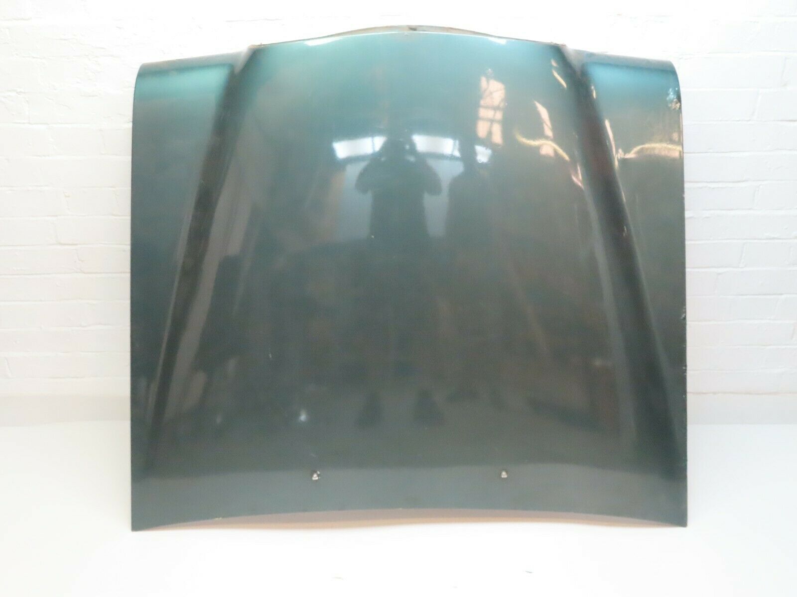 4769 Mercedes-Benz W114 280CE Coupe Bonnet