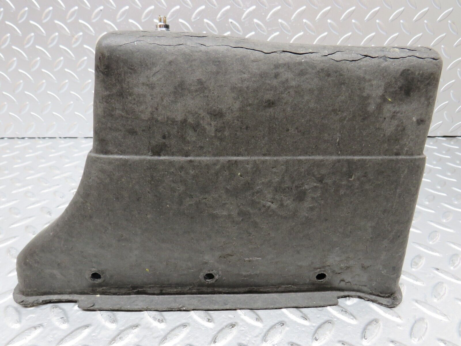 26611 Mercedes-Benz C124 220CE Coupe Glove Box 1246800191