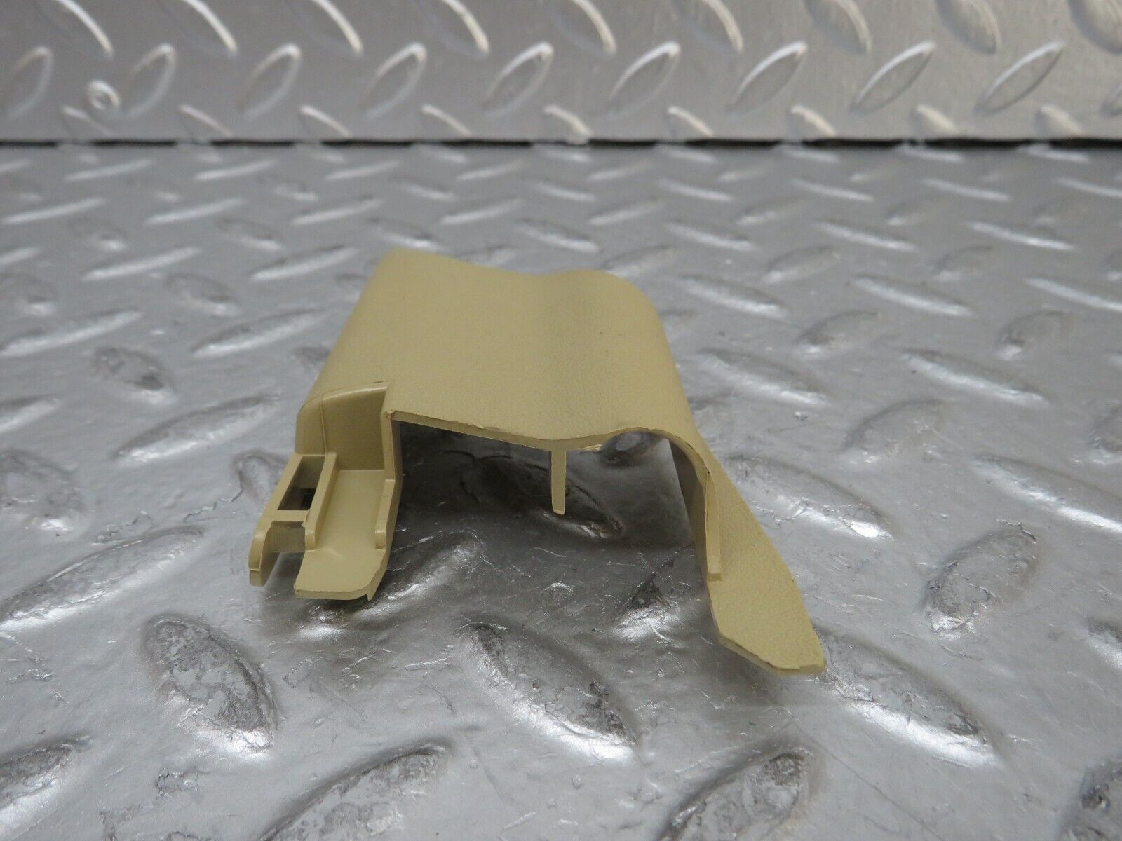 26705 Mercedes-Benz C124 220CE Coupe Right Seat Trim Beige 1249183530