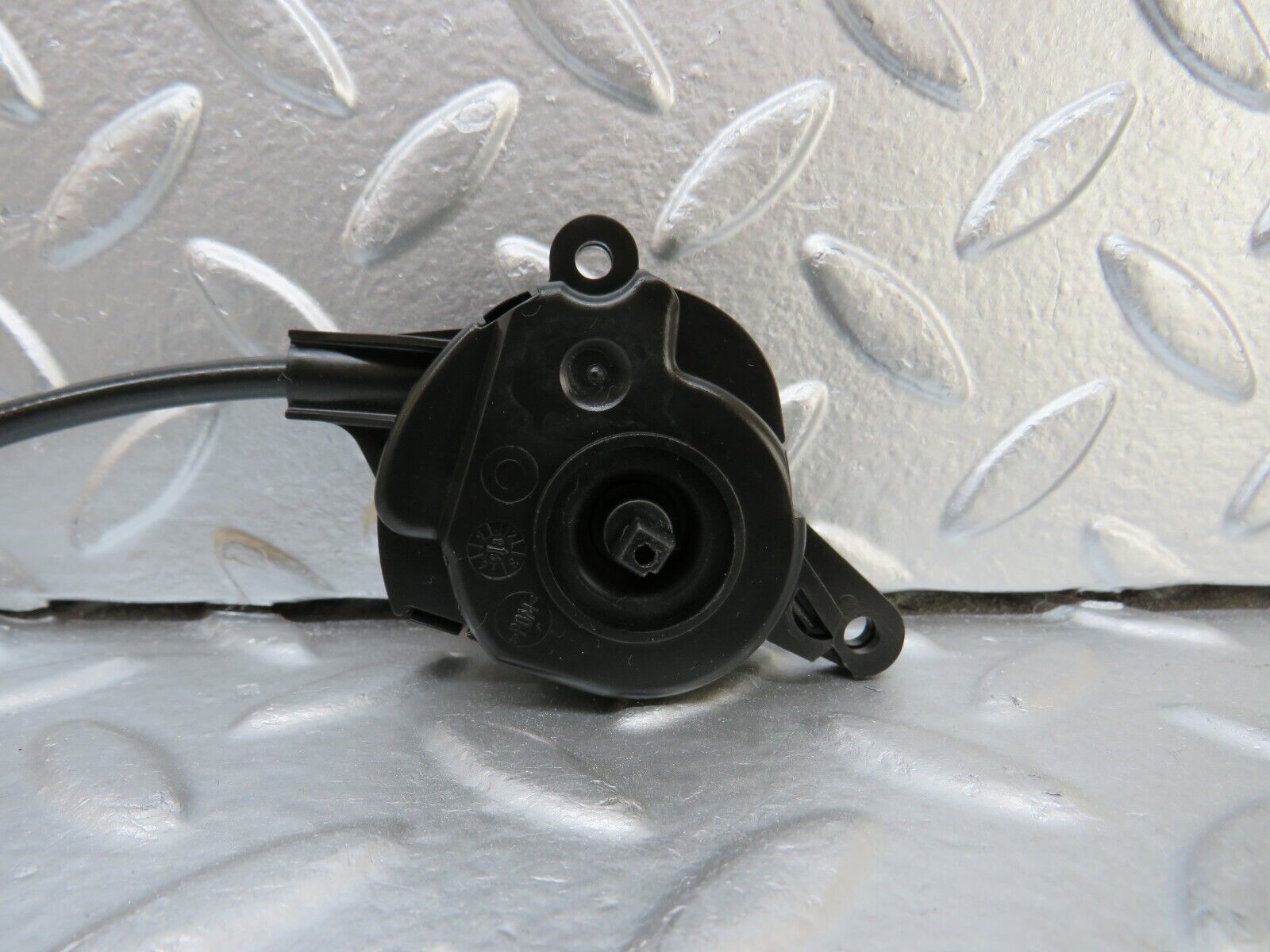 24926 Mercedes-Benz W140 S320 Heater Flap Motor Actuator 1408301633