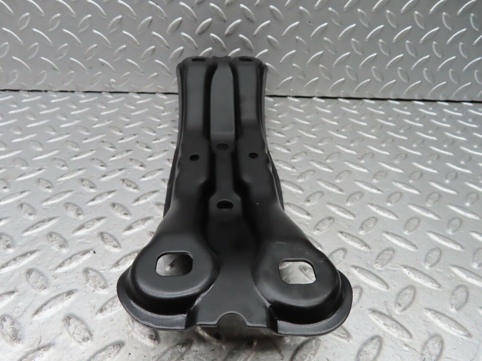 19691 Mercedes-Benz C140 CL420 Coupe Gearbox Mount Bracket 1402420901