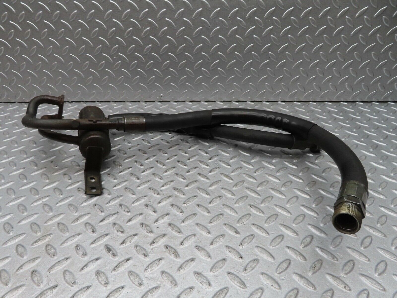 17083 Mercedes-Benz C107 380SLC Air Condition Compressor Hose Pipe