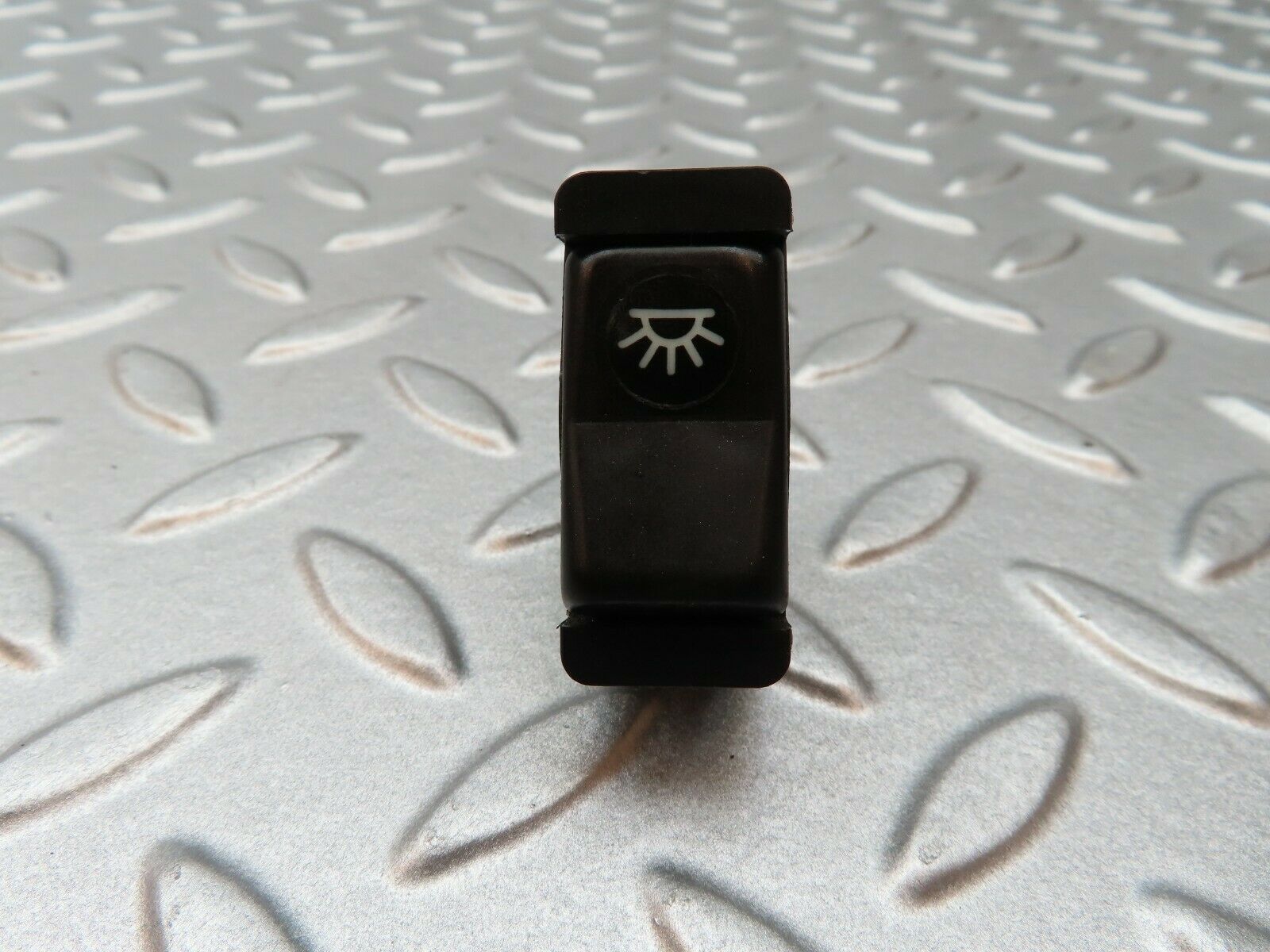 4442 Mercedes-Benz W123 230E Interior Light Switch 0008205910