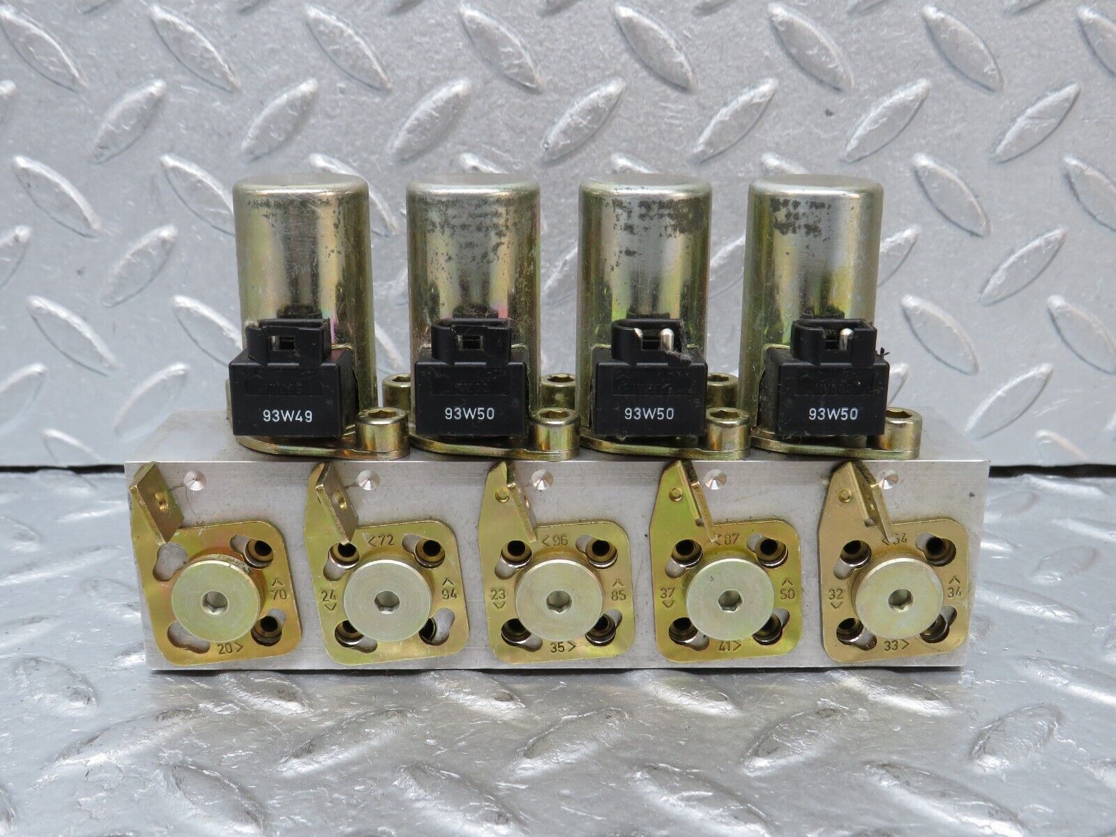 38258 Mercedes-Benz R129 280SL Coupe Roof Hydraulic Valve Left 1298002578