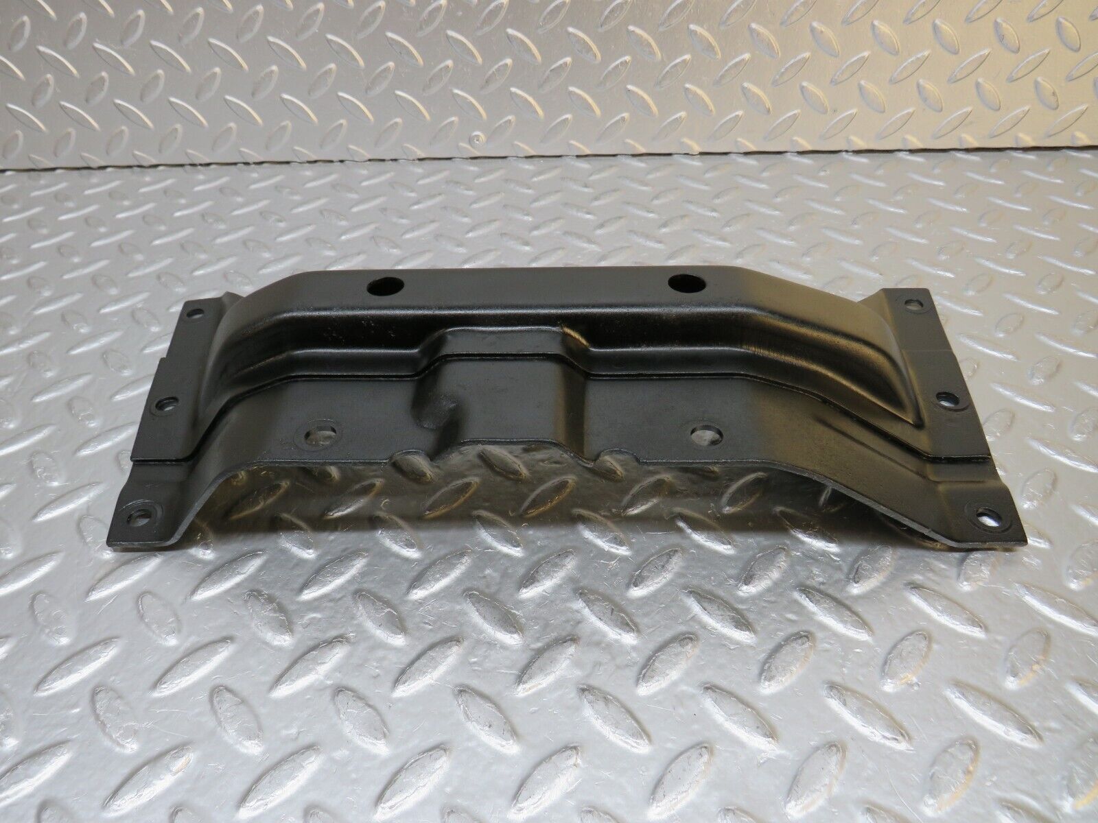 32240 Mercedes-Benz C107 350SLC Coupe Gearbox Mount Bracket