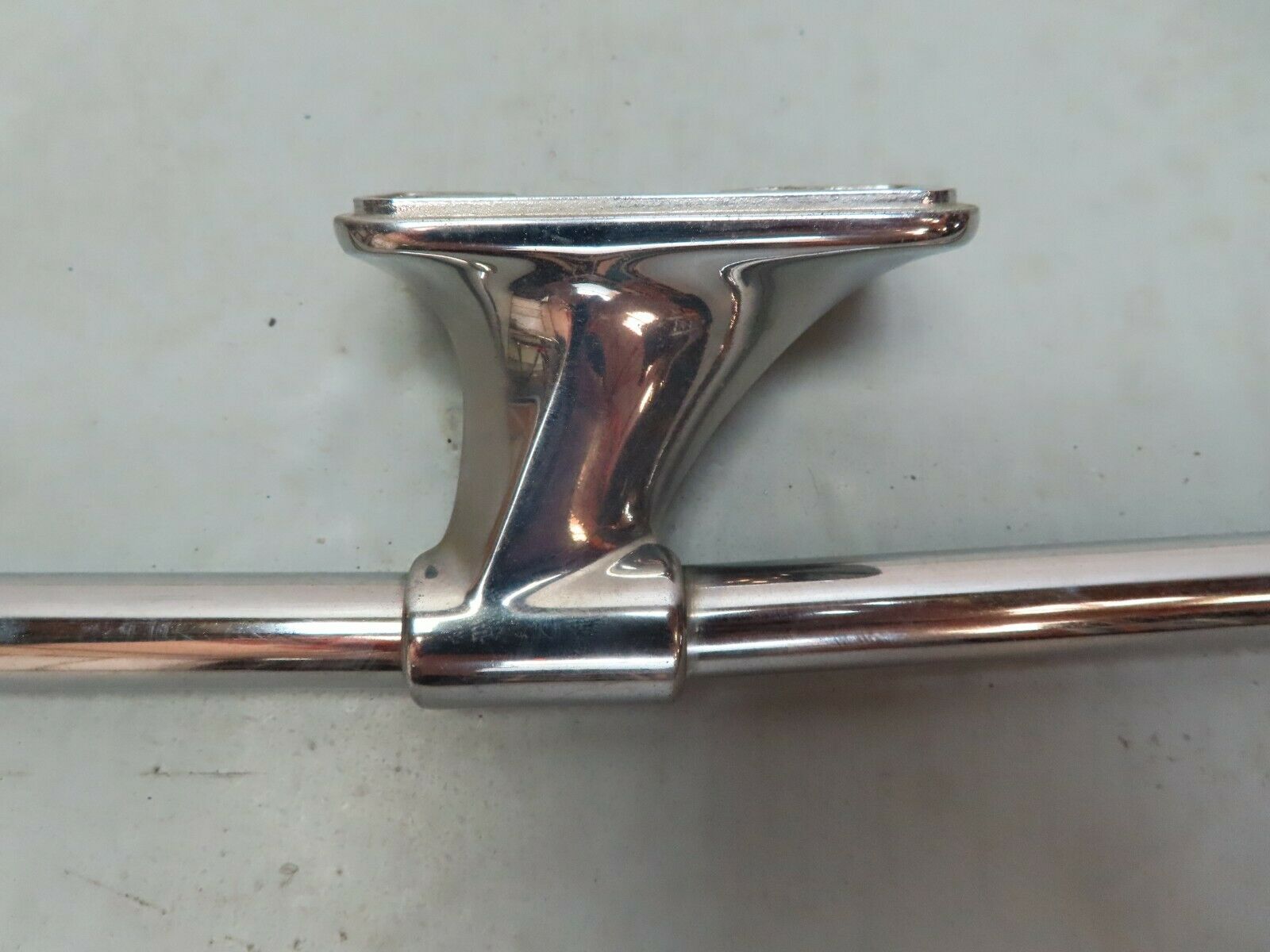 3796 Mercedes-Benz S123 200T Wagon Roof Bar Roof Rack Chrome Left