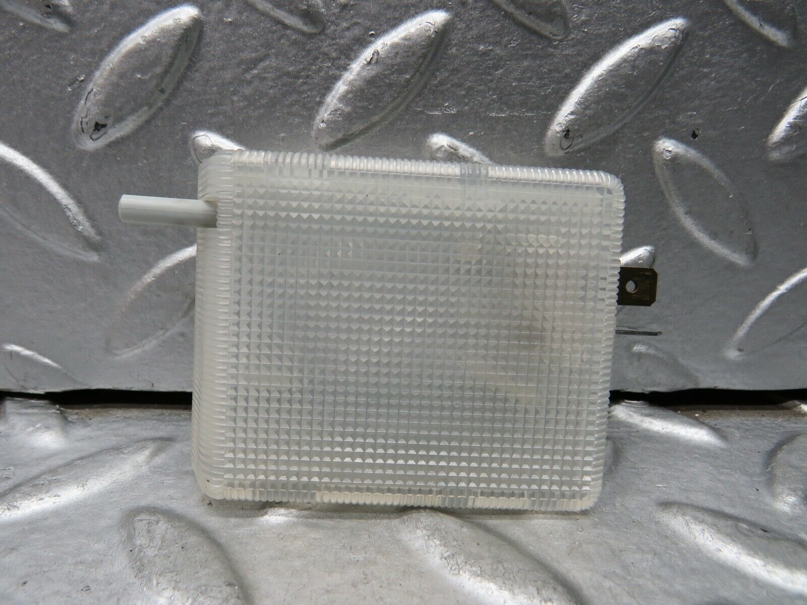 21911 Mercedes-Benz W124 Glove Box Light 1248200001