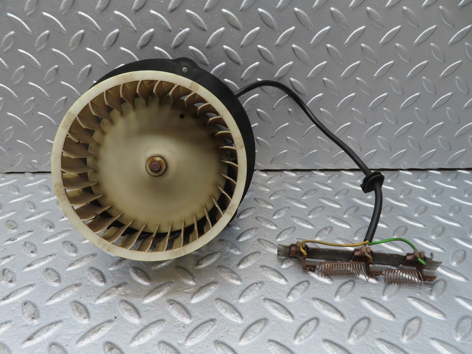 17027 Mercedes-Benz C123 280CE Coupe Heater Blower Motor