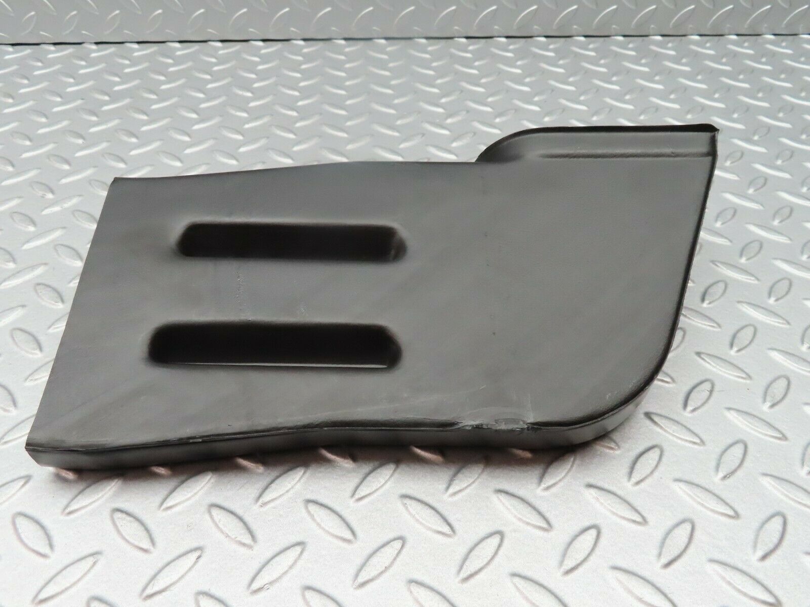 5360 Mercedes-Benz W124 230E Ventilation Air Duct Left 1248310346