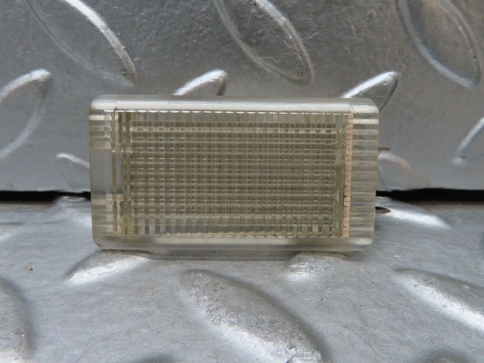 21200 Mercedes-Benz W123 230E Glove Box Light