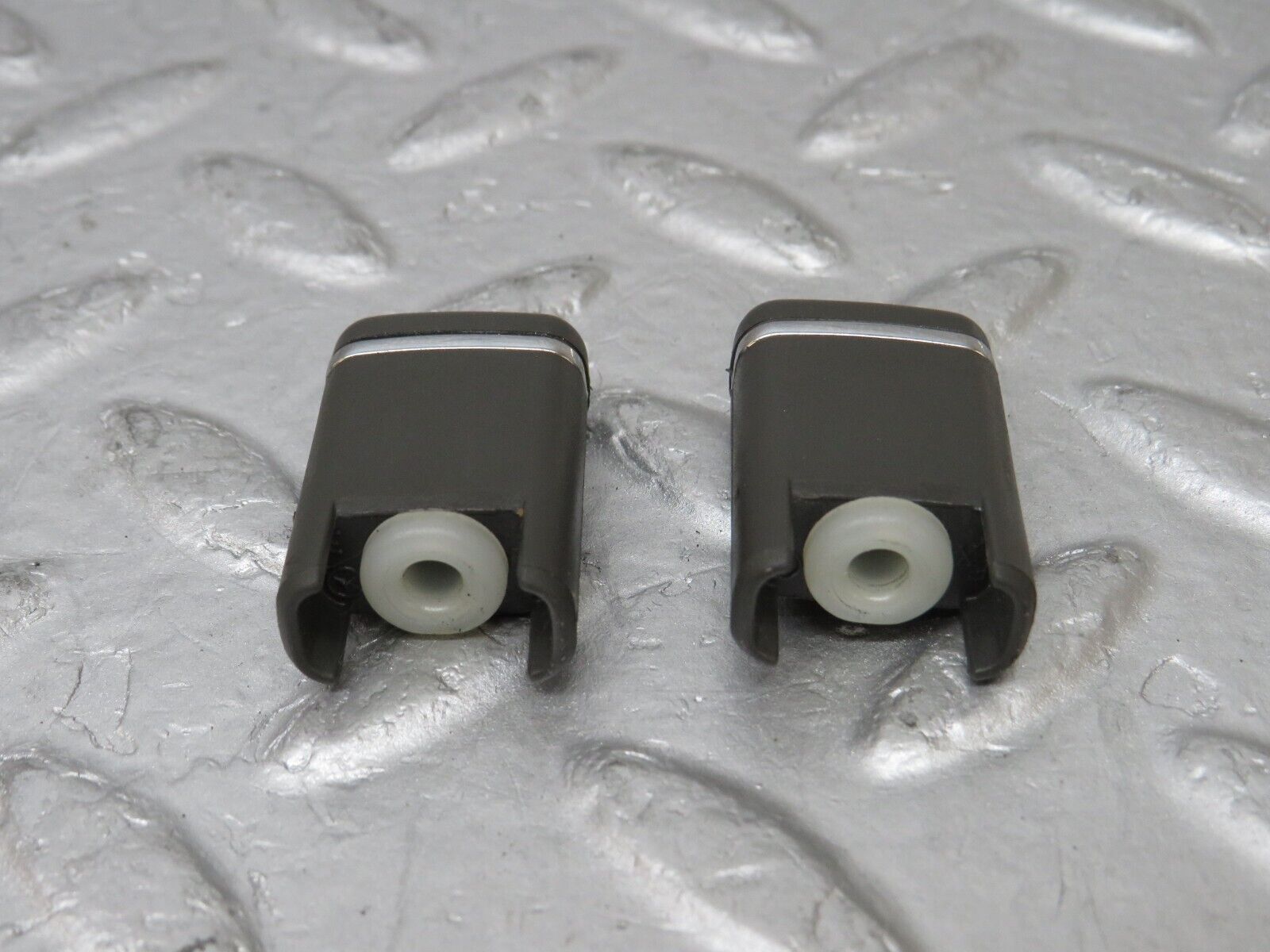 35251 Mercedes-Benz W221 Door Lock Knob Pair