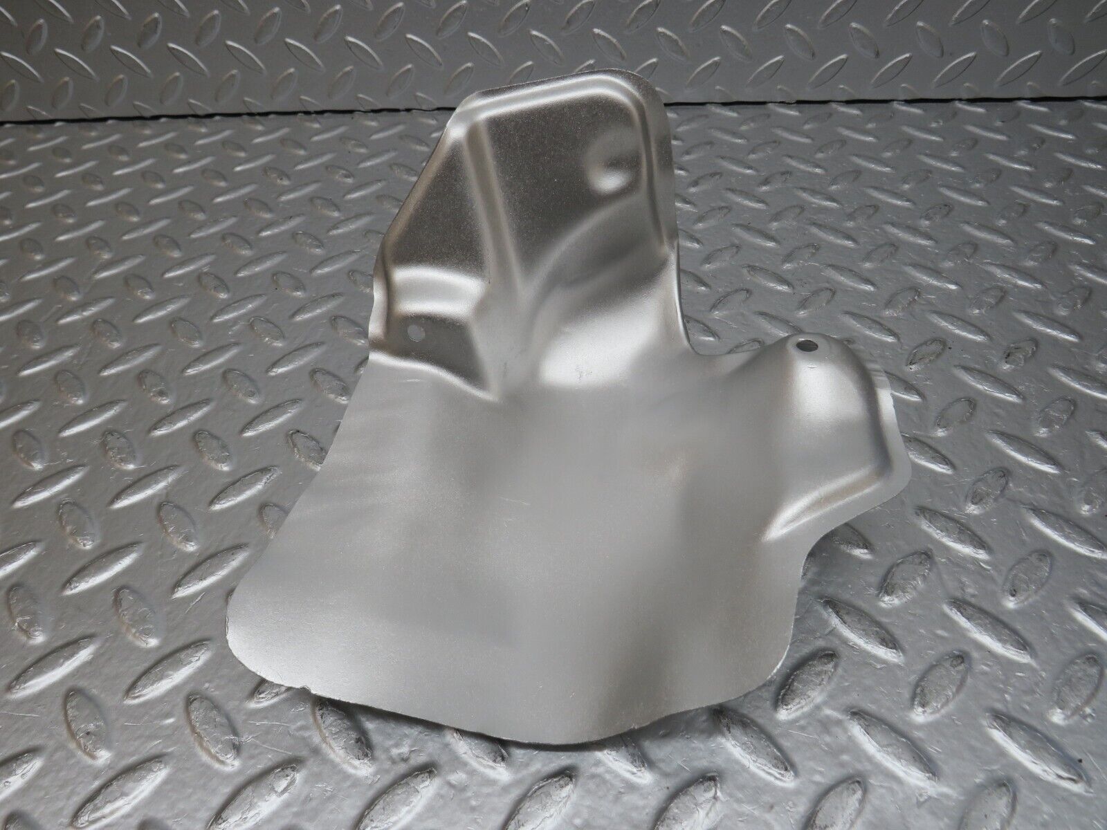 32524 Mercedes-Benz S124 300TE Wagon Exhaust Heat Shield