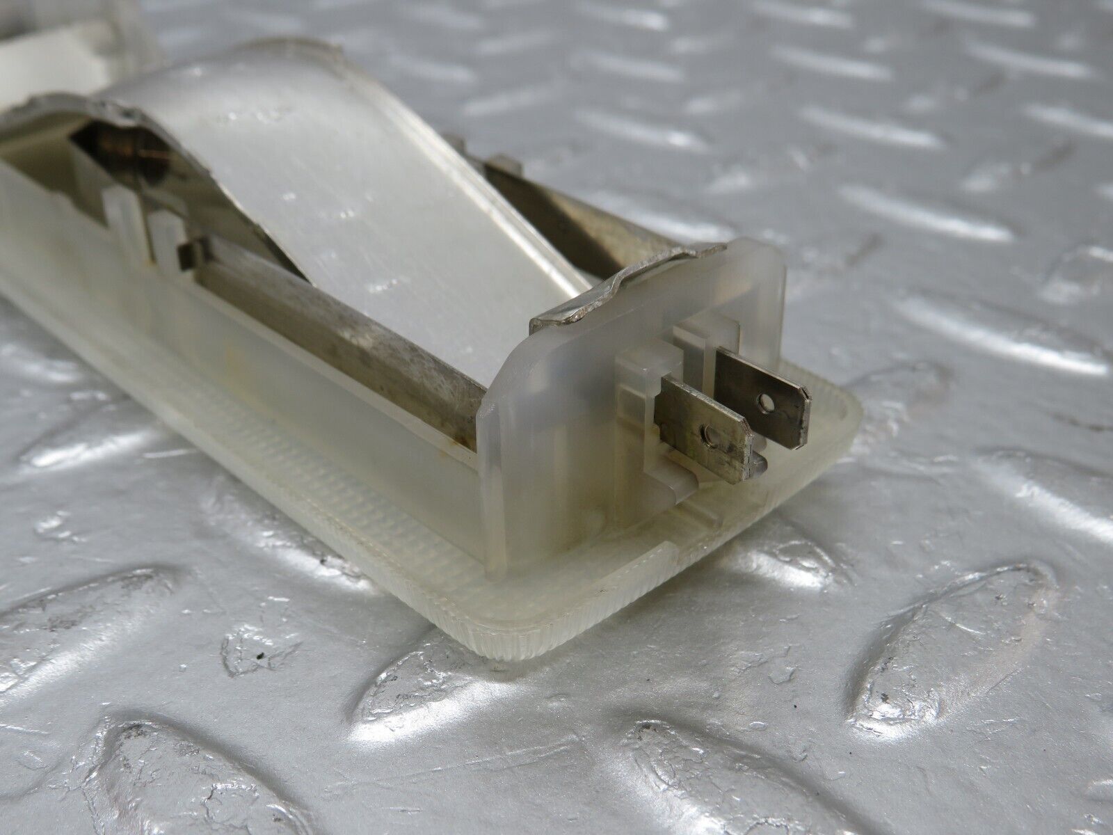 34305 Mercedes-Benz C126 380SEC Coupe Rear Dome Light 1268200101