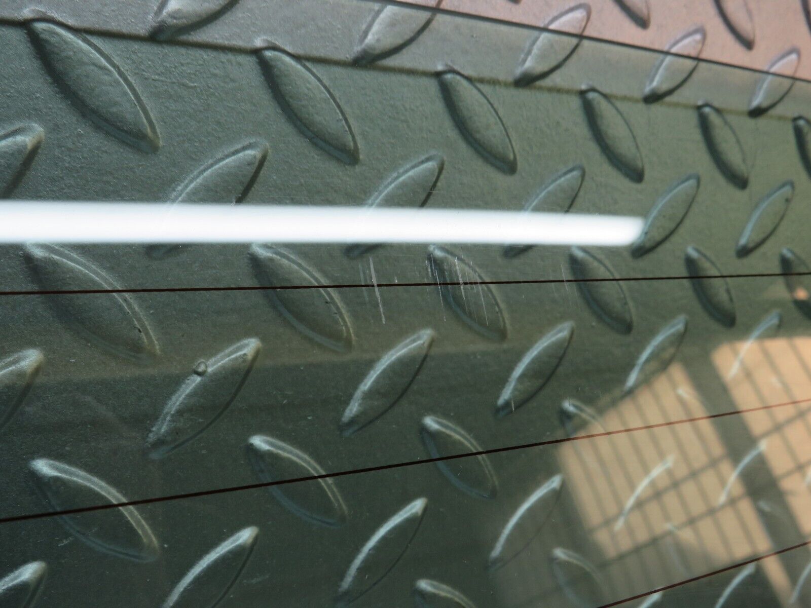 31424 Mercedes-Benz S124 220TE Wagon Tailgate Heated Windscreen