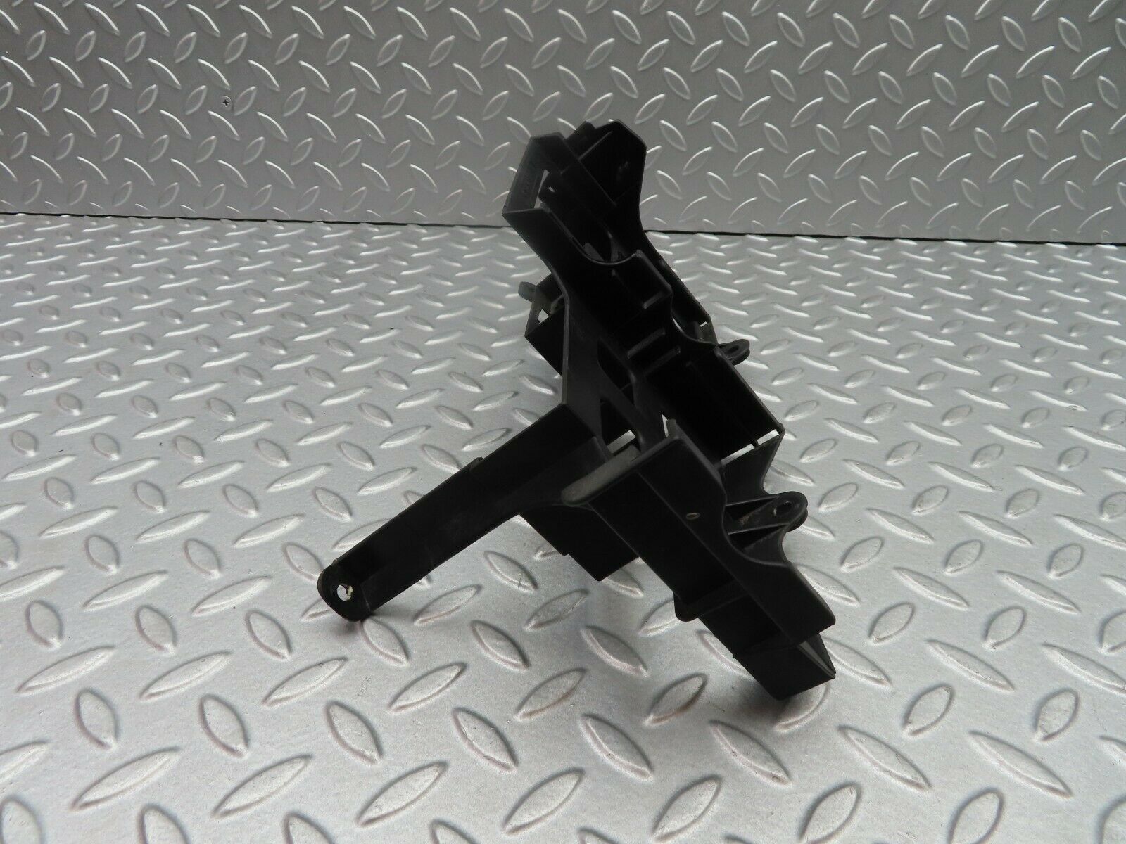 5398 Mercedes-Benz W124 230E Ecu And Relay Bracket 1245455240