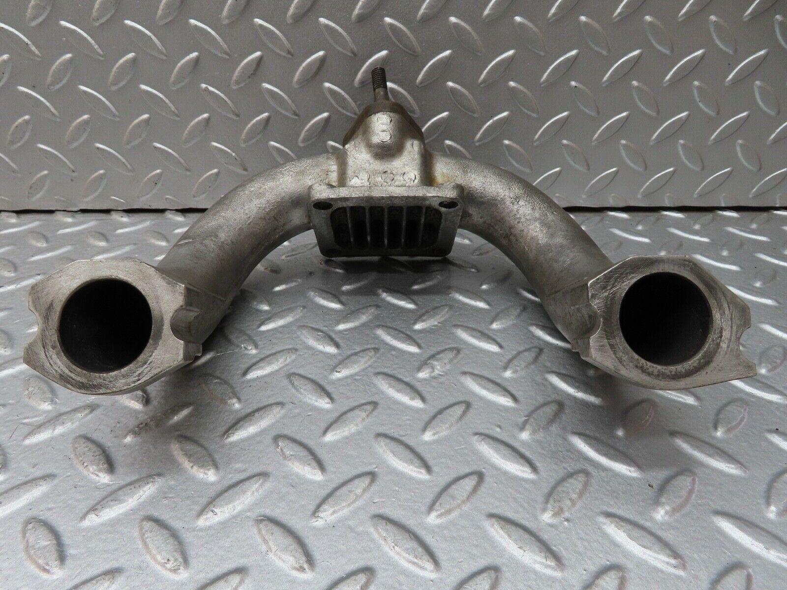 18558 Mercedes-Benz W136 170V Intake Manifold