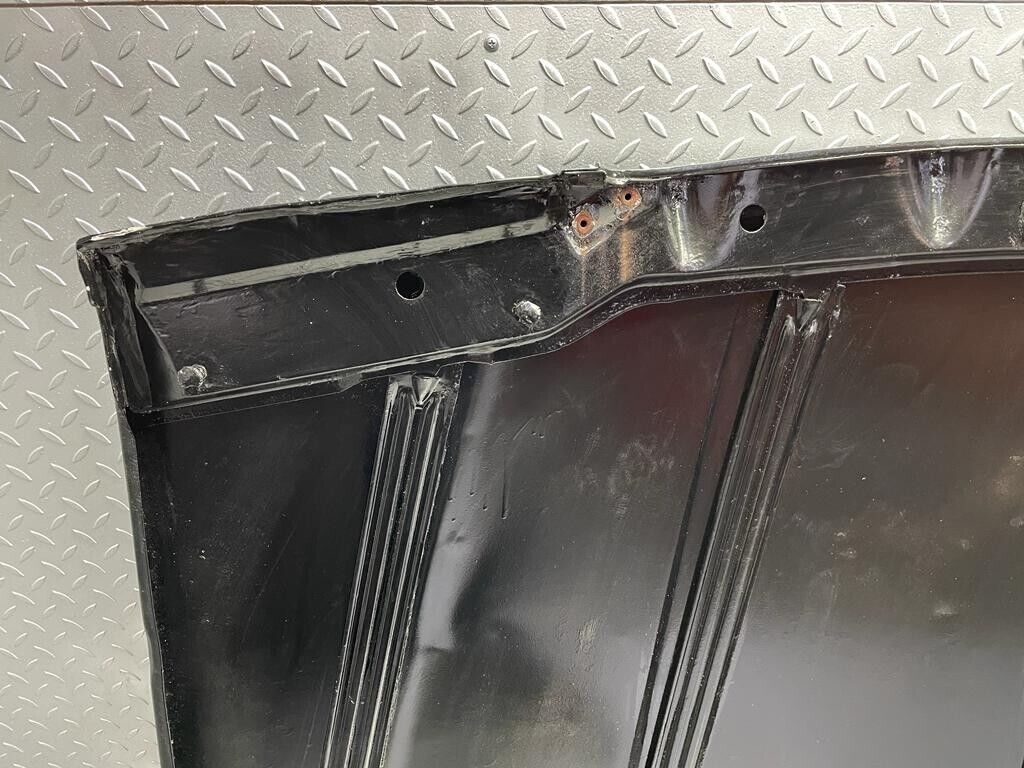 0169 Mercedes-Benz W116 350SE Bonnet