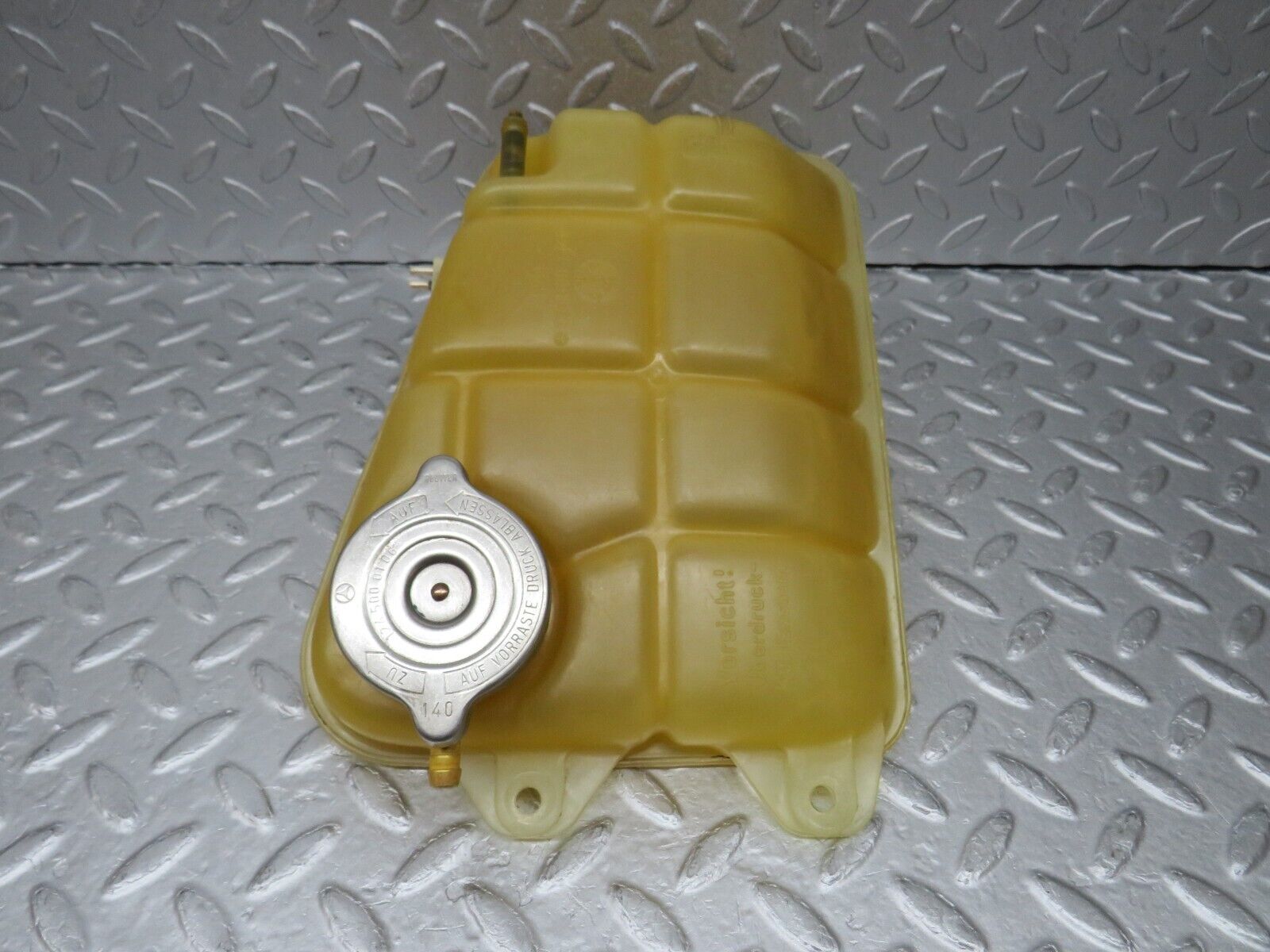 35995 Mercedes-Benz W126 420SE Coolant Reservoir Tank 1265001549