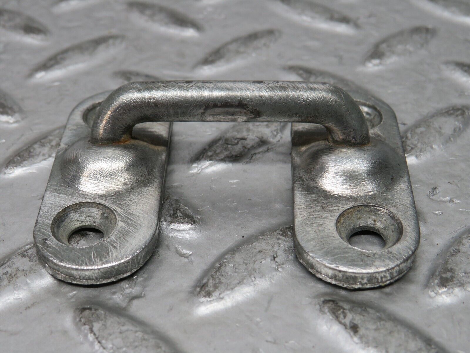 28537 Mercedes-Benz S123 240D Wagon Tailgate Trunk Lock Latch 1237400032