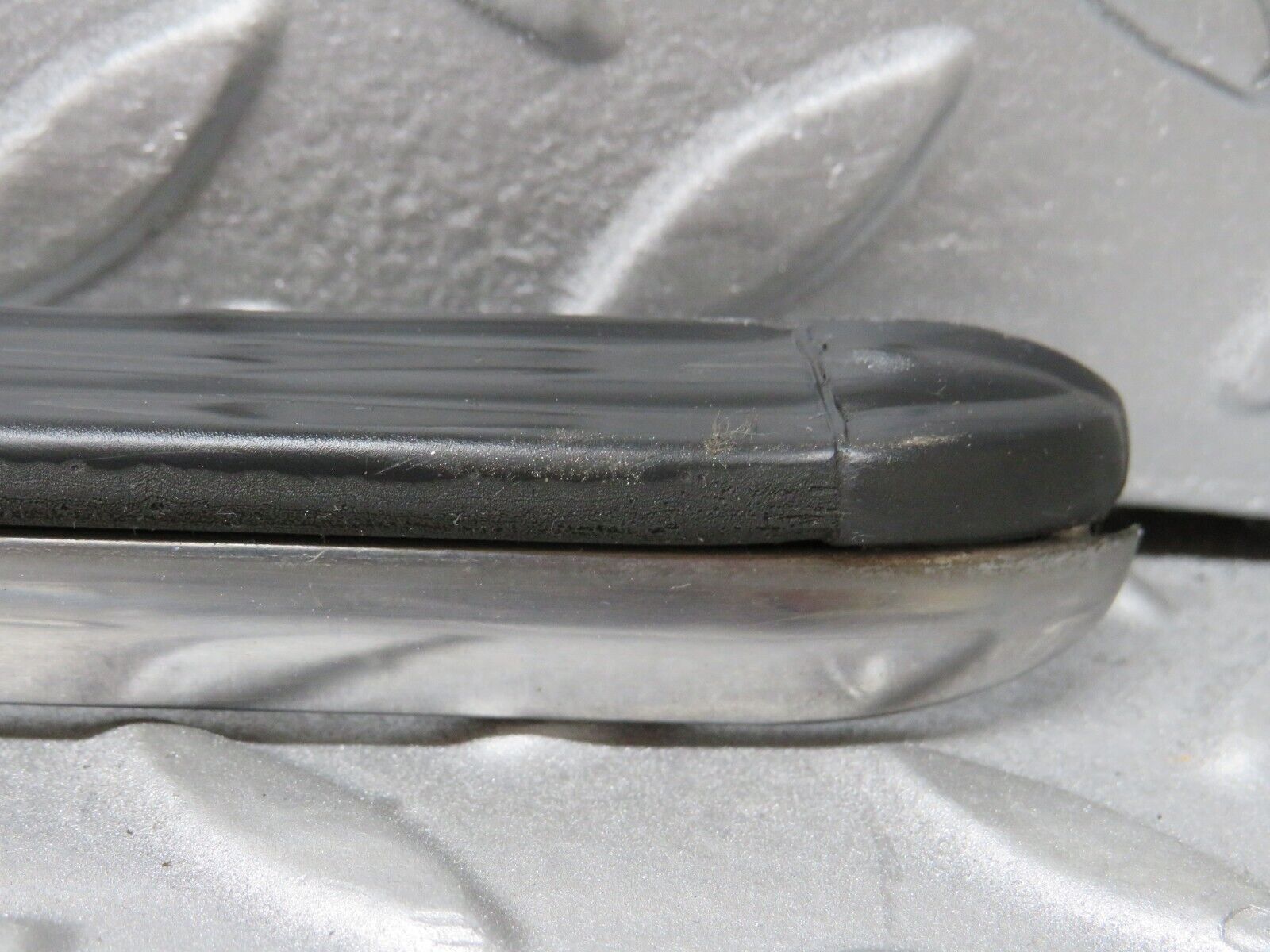 37440 Mercedes-Benz W109 300SEL Front Left Fender Wing Centre Moulding Trim