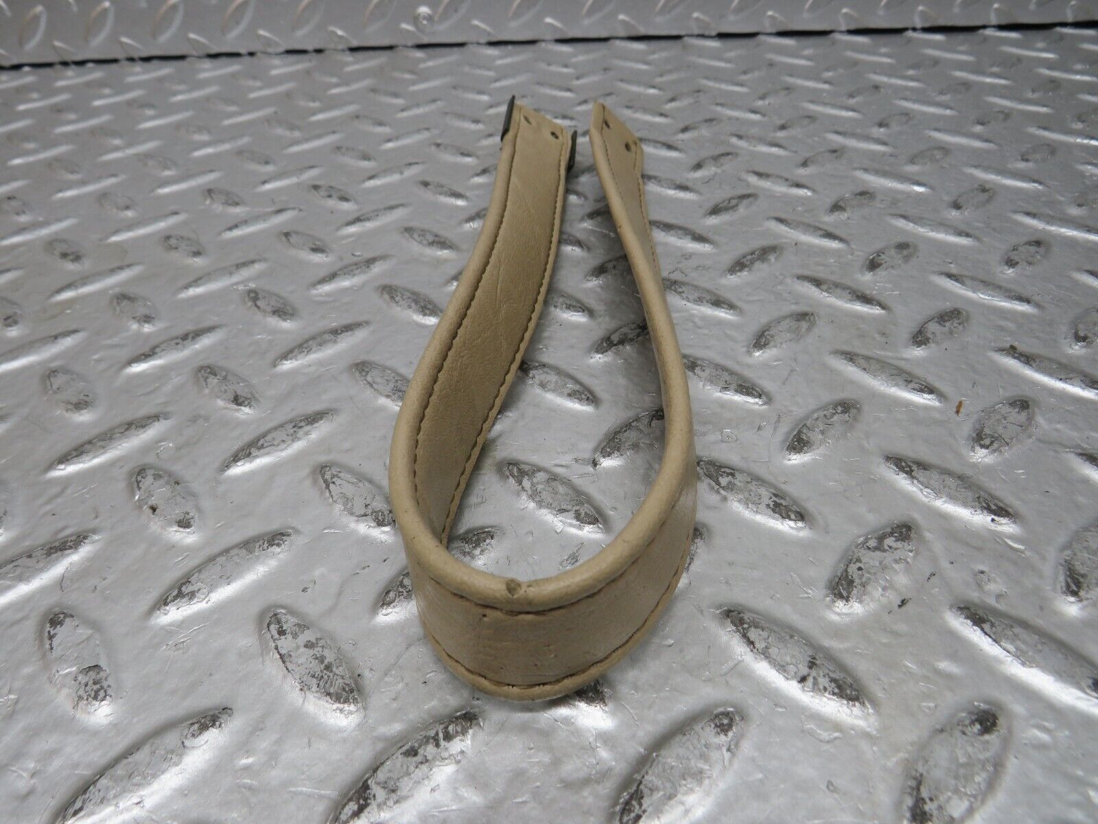 27584 Mercedes-Benz S124 300TE Wagon Tailgate Handle