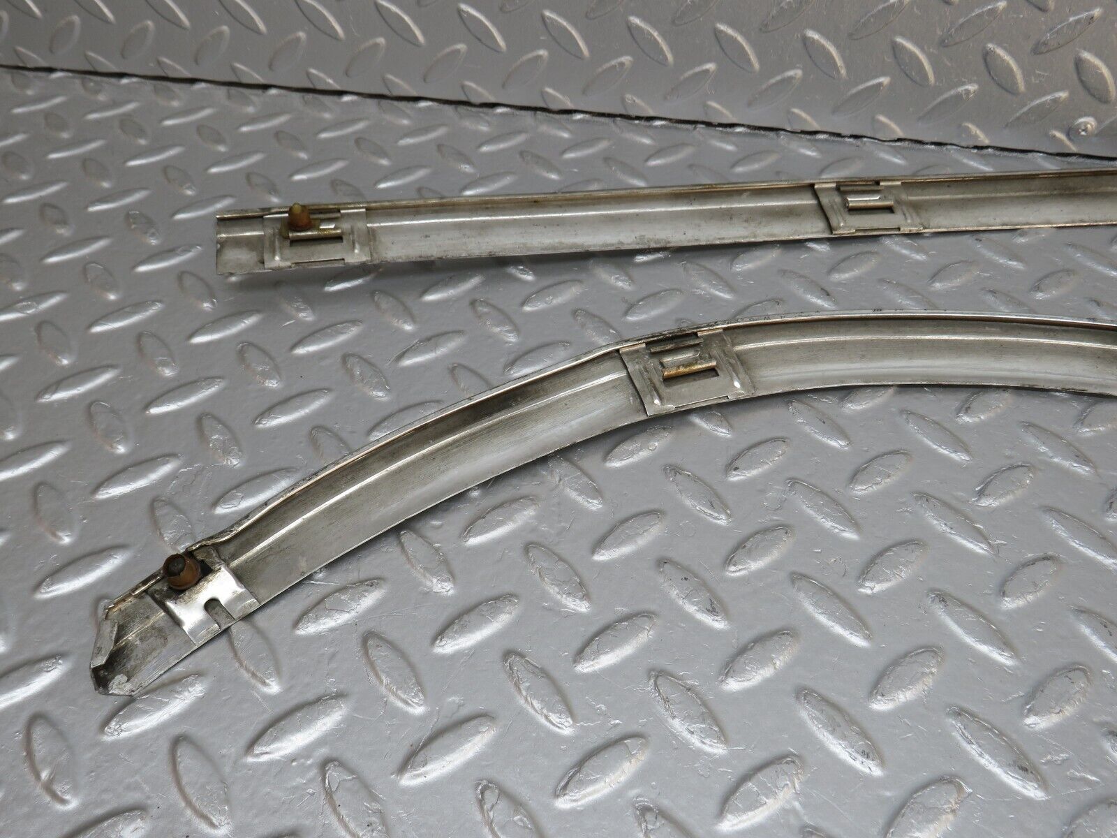 40491 Mercedes-Benz W110 230 Front Windscreen Chrome Frame