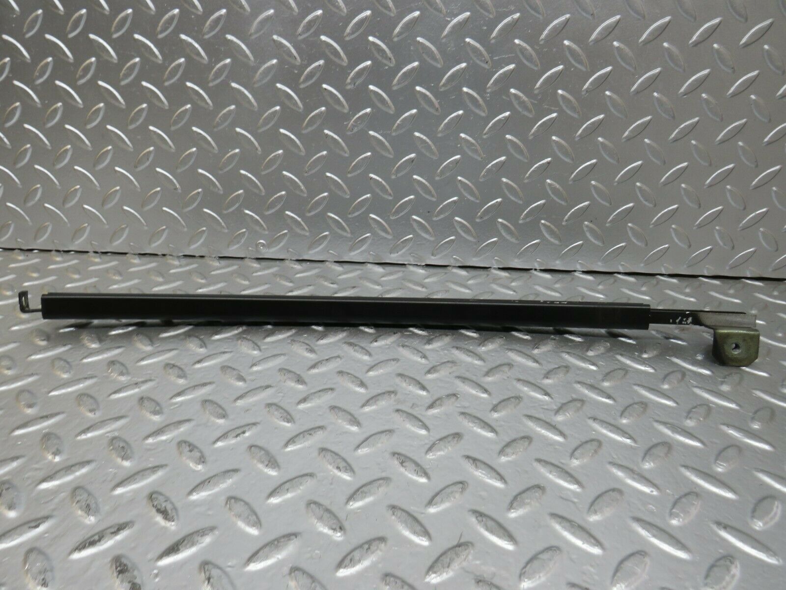 24248 Mercedes-Benz S124 220TE Wagon Rear Left Door Window Channel