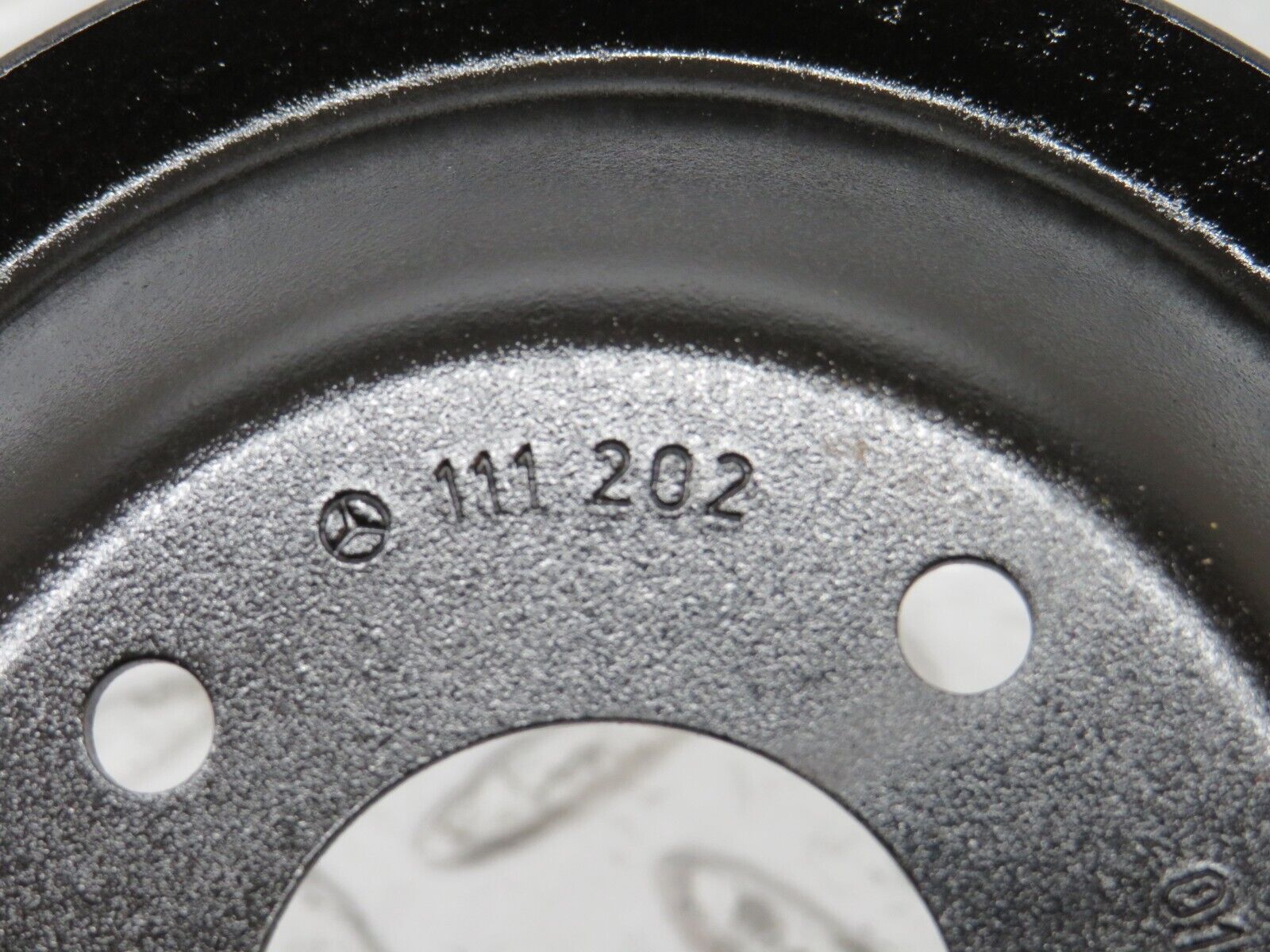 31544 Mercedes-Benz S124 220TE Wagon Water Pump Pulley 1112020110