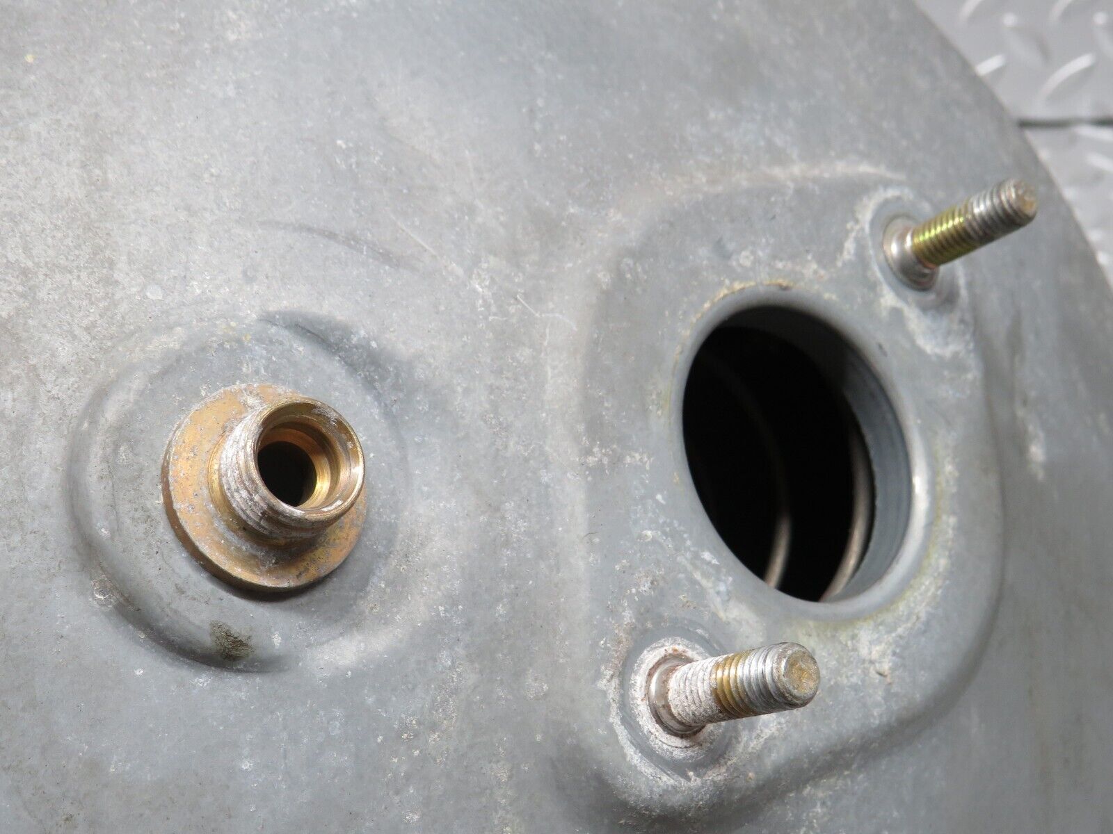 28951 Mercedes-Benz C124 320CE Coupe Brake Booster Lucas 0034308630