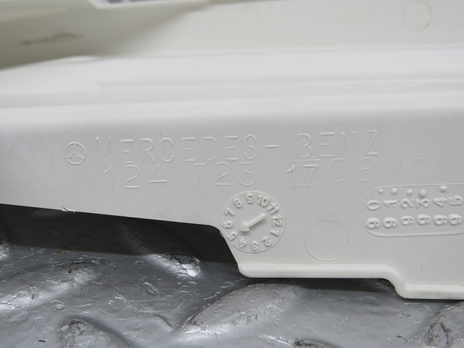 25972 Mercedes-Benz W124 280E Front Door Lock Cover Pair 1247231808 1247231708