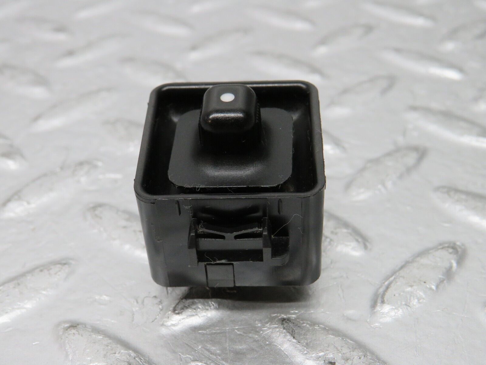 29530 Mercedes-Benz W124 230E Electric Mirror Adjust Switch 1248201810