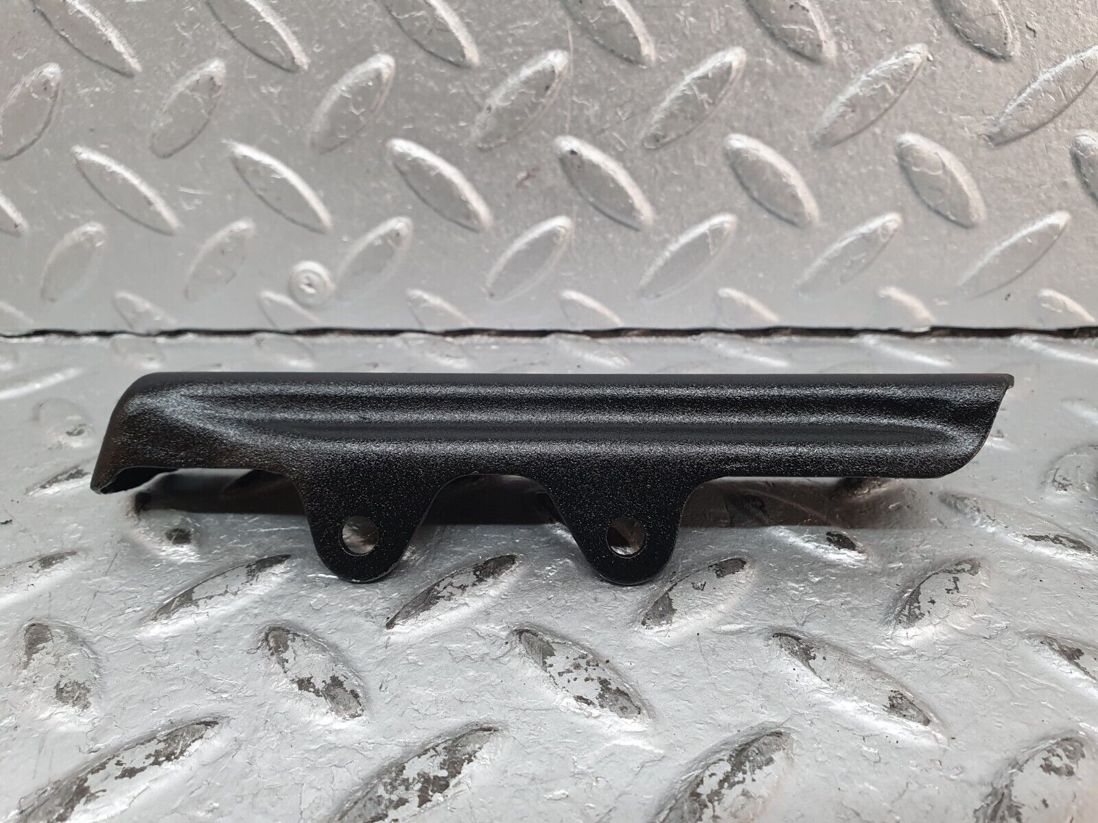 41236 Mercedes-Benz W126 300SE Air Intake Manifold Bracket