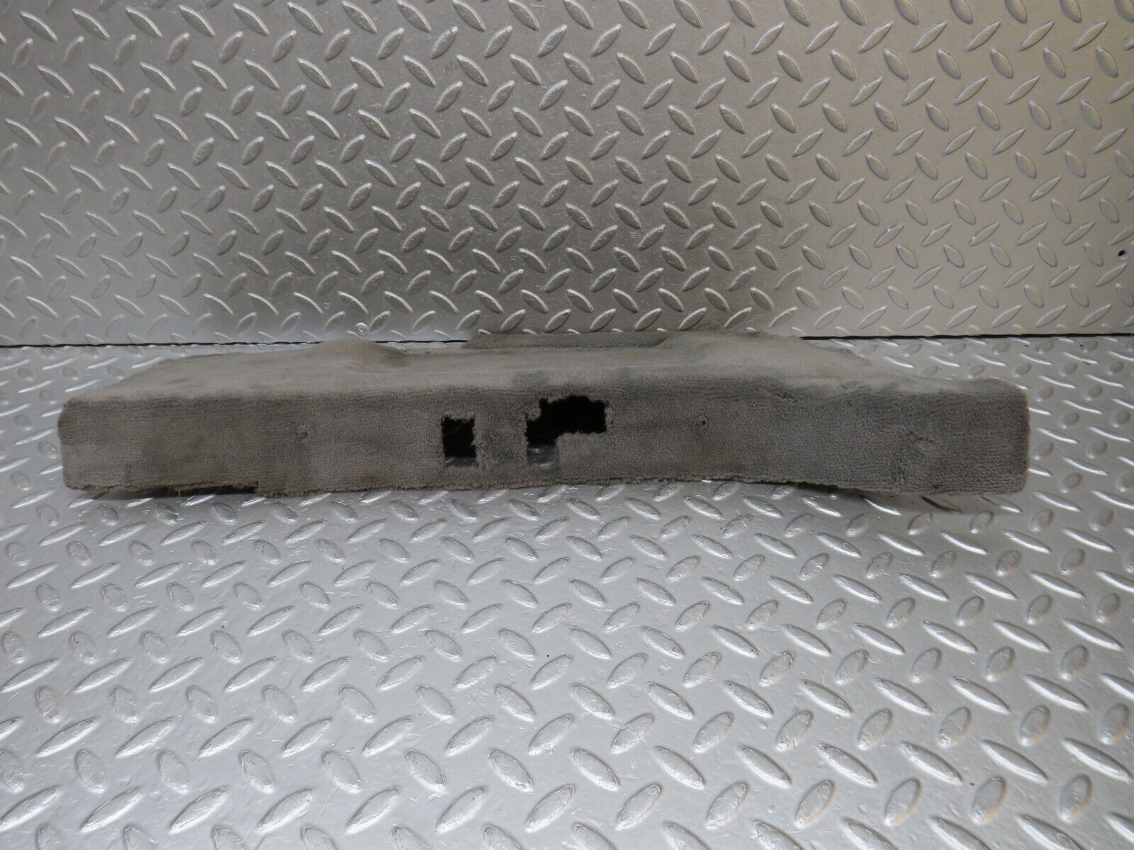 39525 Mercedes-Benz R129 320SL Coupe Rear Floor Cross Member Mat Carpet Grey