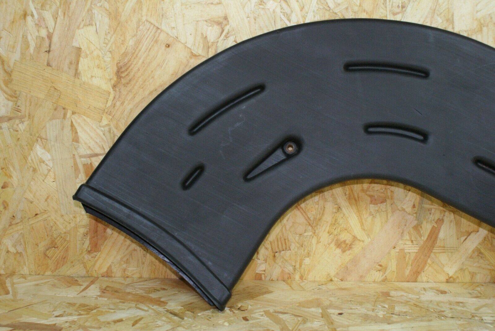 2225 Mercedes-Benz W123 280E Air Duct Pipe Right 1238311046