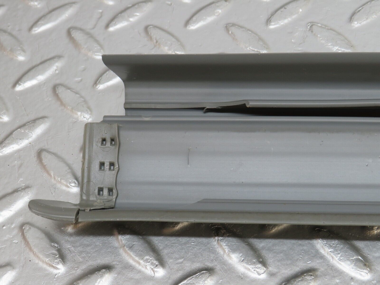 33588 Mercedes-Benz W201 190E 2.0L Rear Left Door Sill Trim Grey