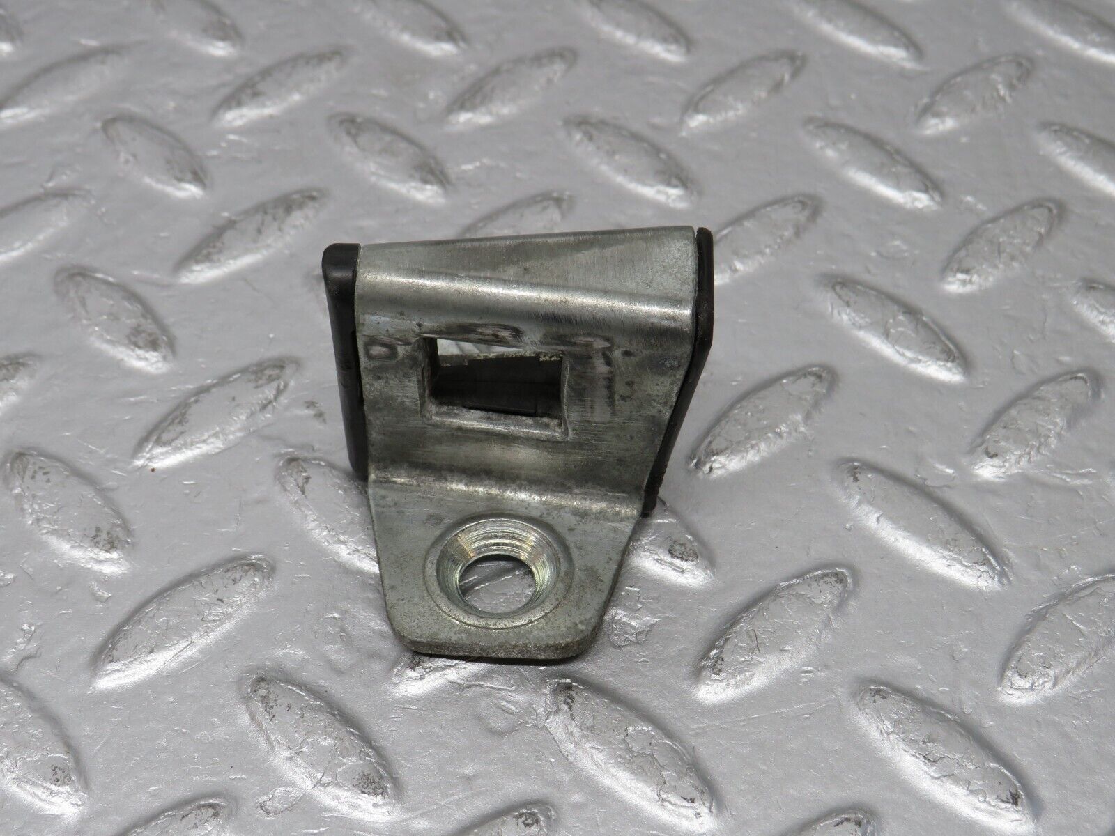 38833 Mercedes-Benz W201 190E 2.6L Door Lock Latch