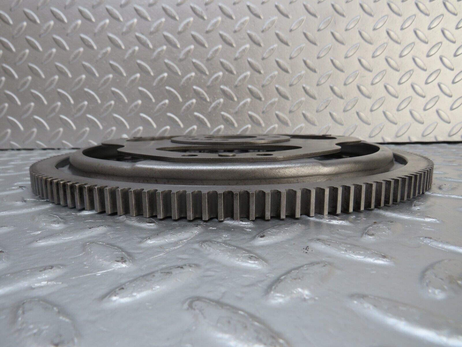 33801 Mercedes-Benz W201 190E 2.0L Flywheel Starter Ring 1020301312