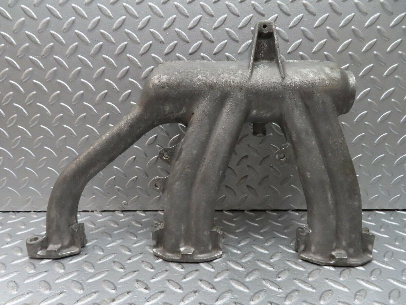 19177 Mercedes-Benz W123 300D Air Intake Manifold 6171410301