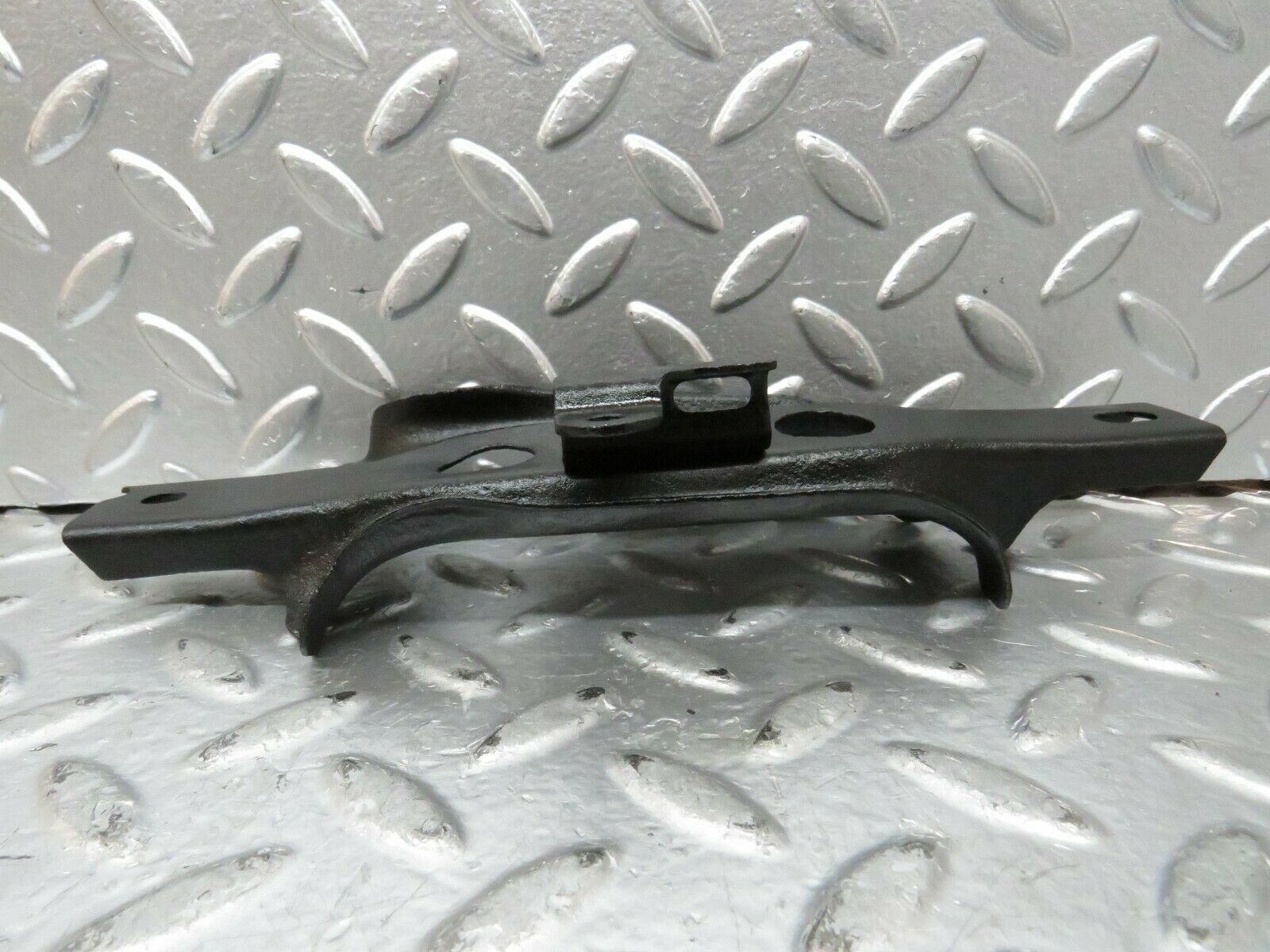 23827 Mercedes-Benz C107 450SLC Coupe Cardan Shaft Drive Shaft Bracket