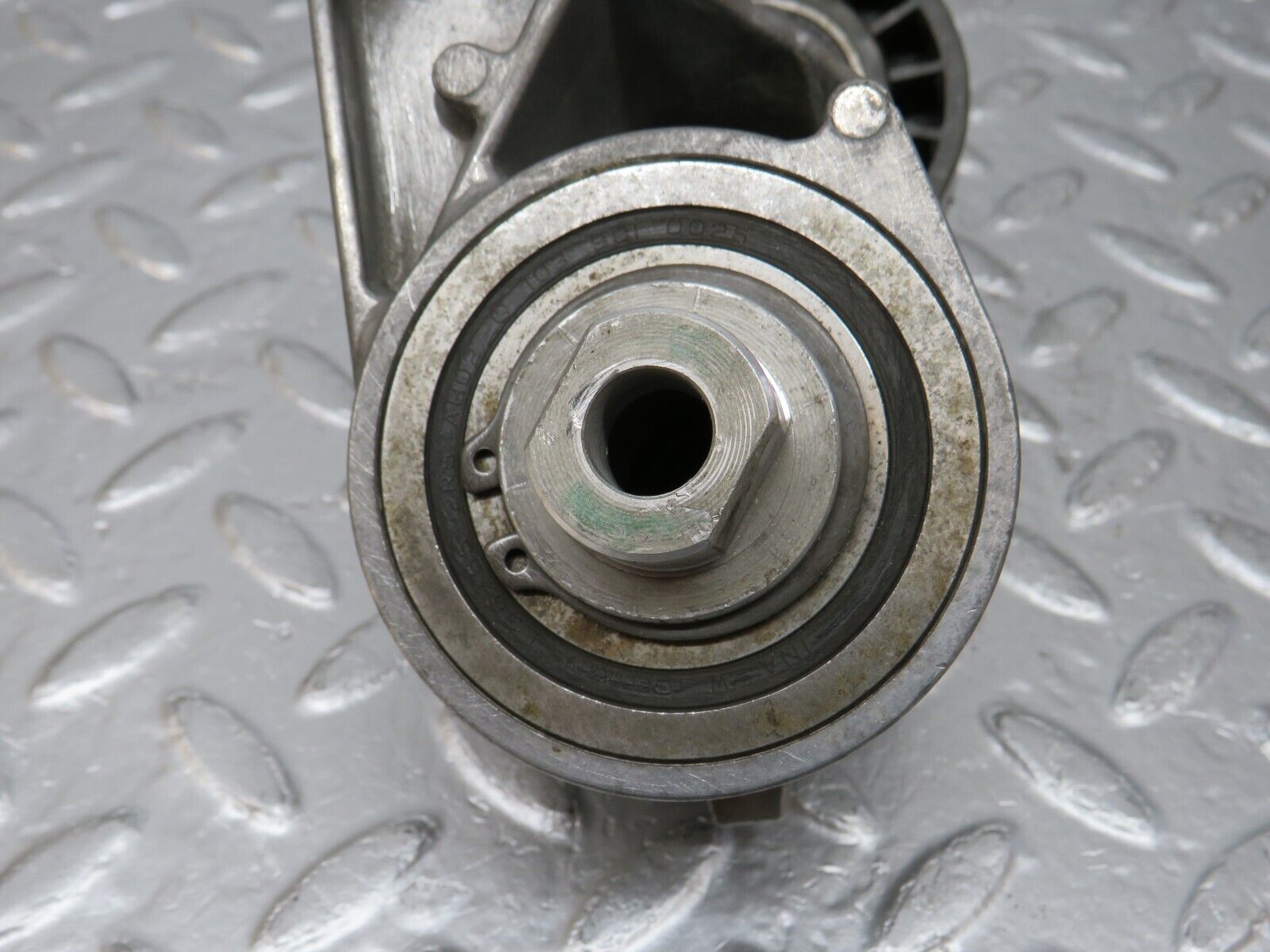 34147 Mercedes-Benz W124 260E Belt Tensioner 1032021140